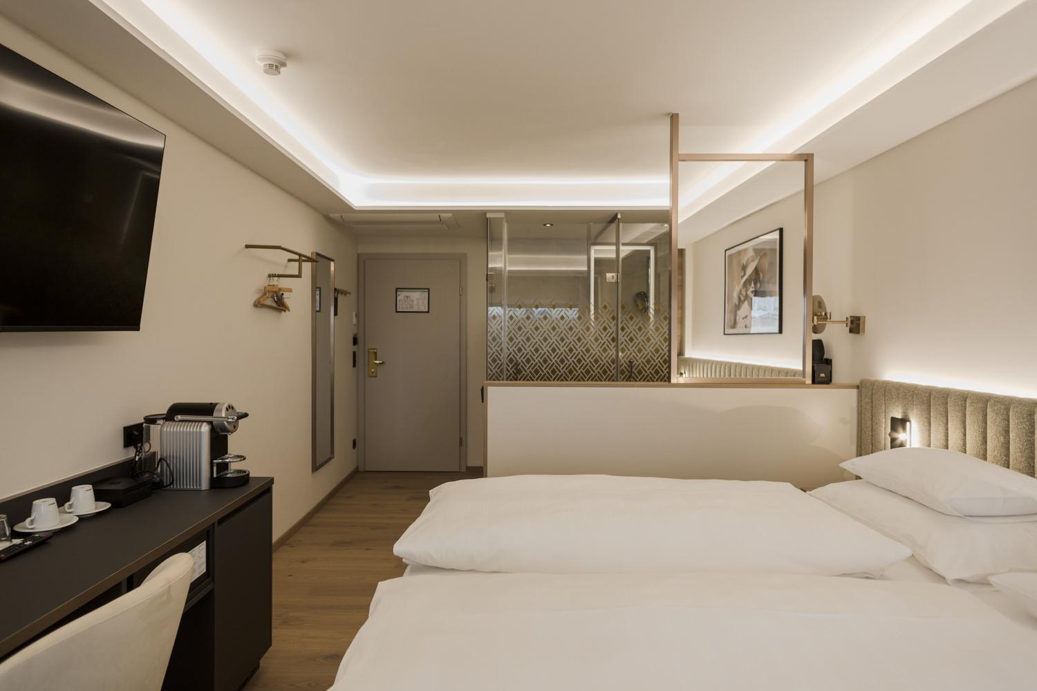 Small Double Room - Photo 3
