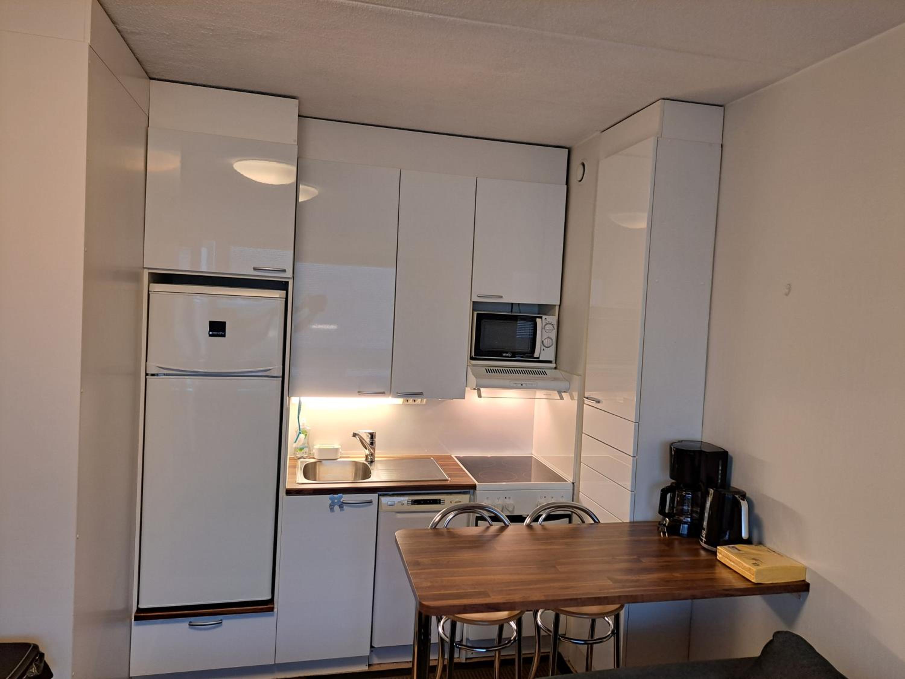 One-Bedroom Apartment photo 3