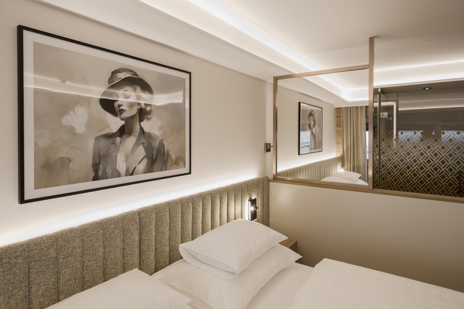 Small Double Room - Photo 6