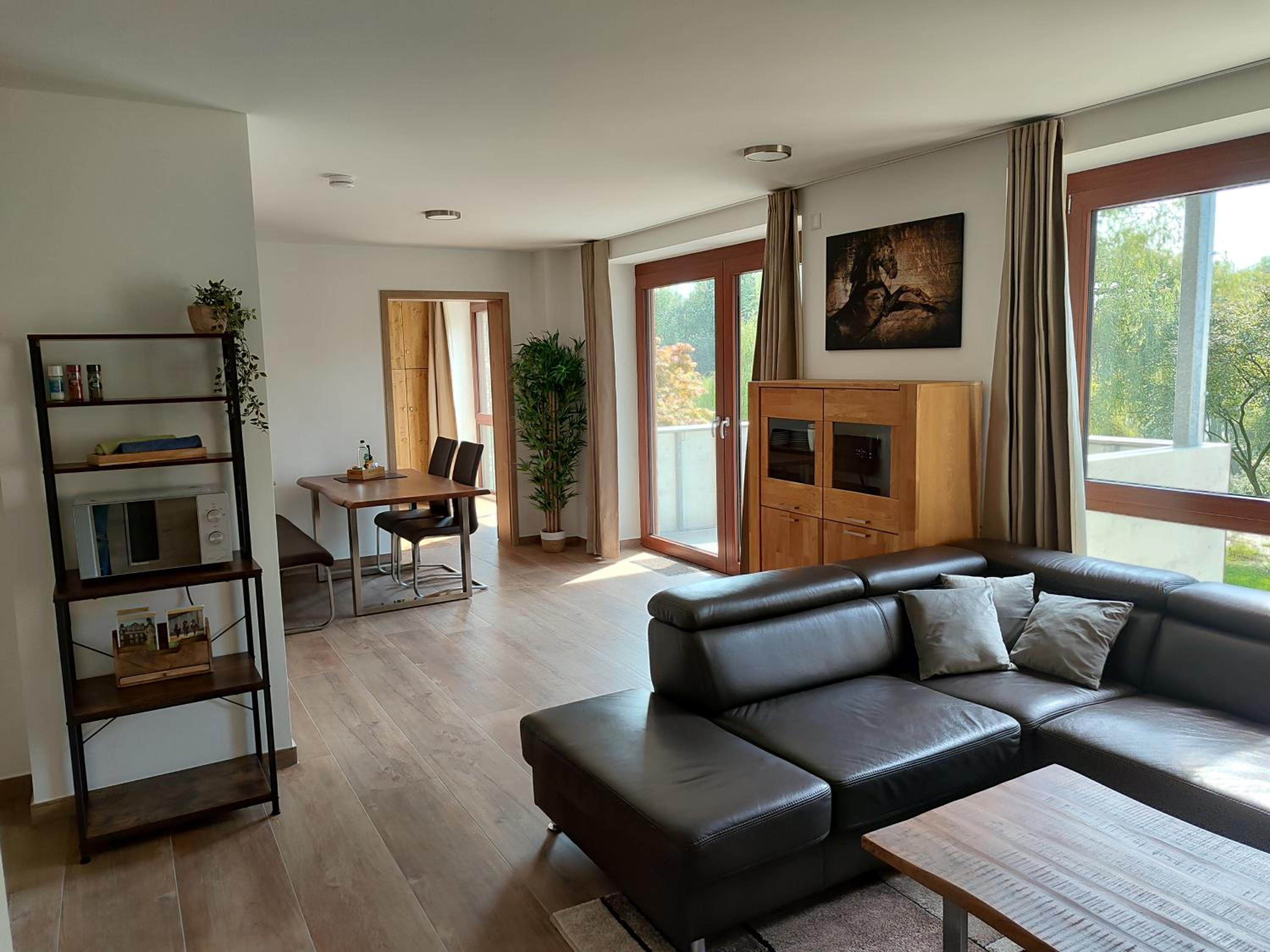 One-Bedroom Apartment with Balcony photo 1