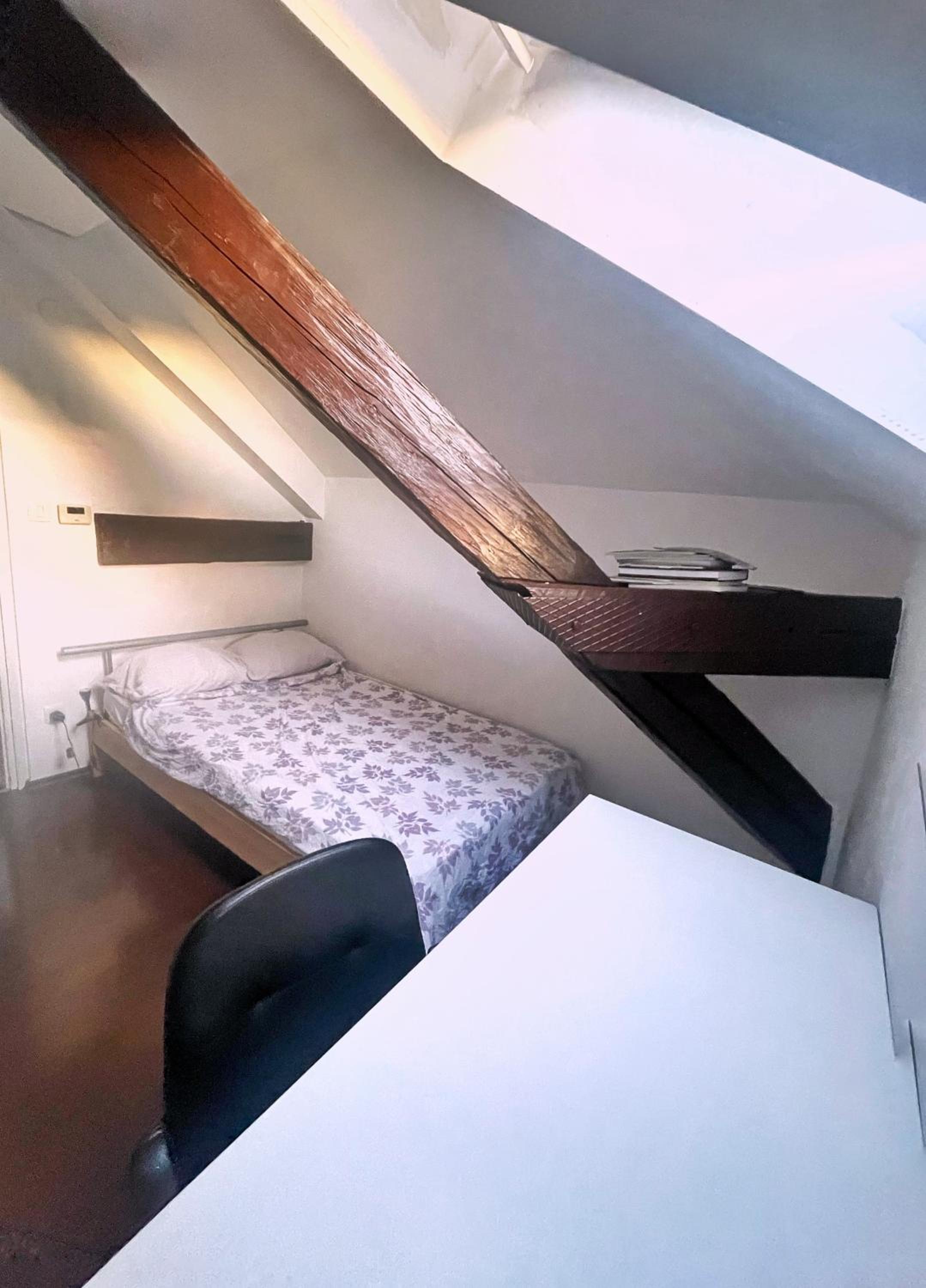 Budget Single Room