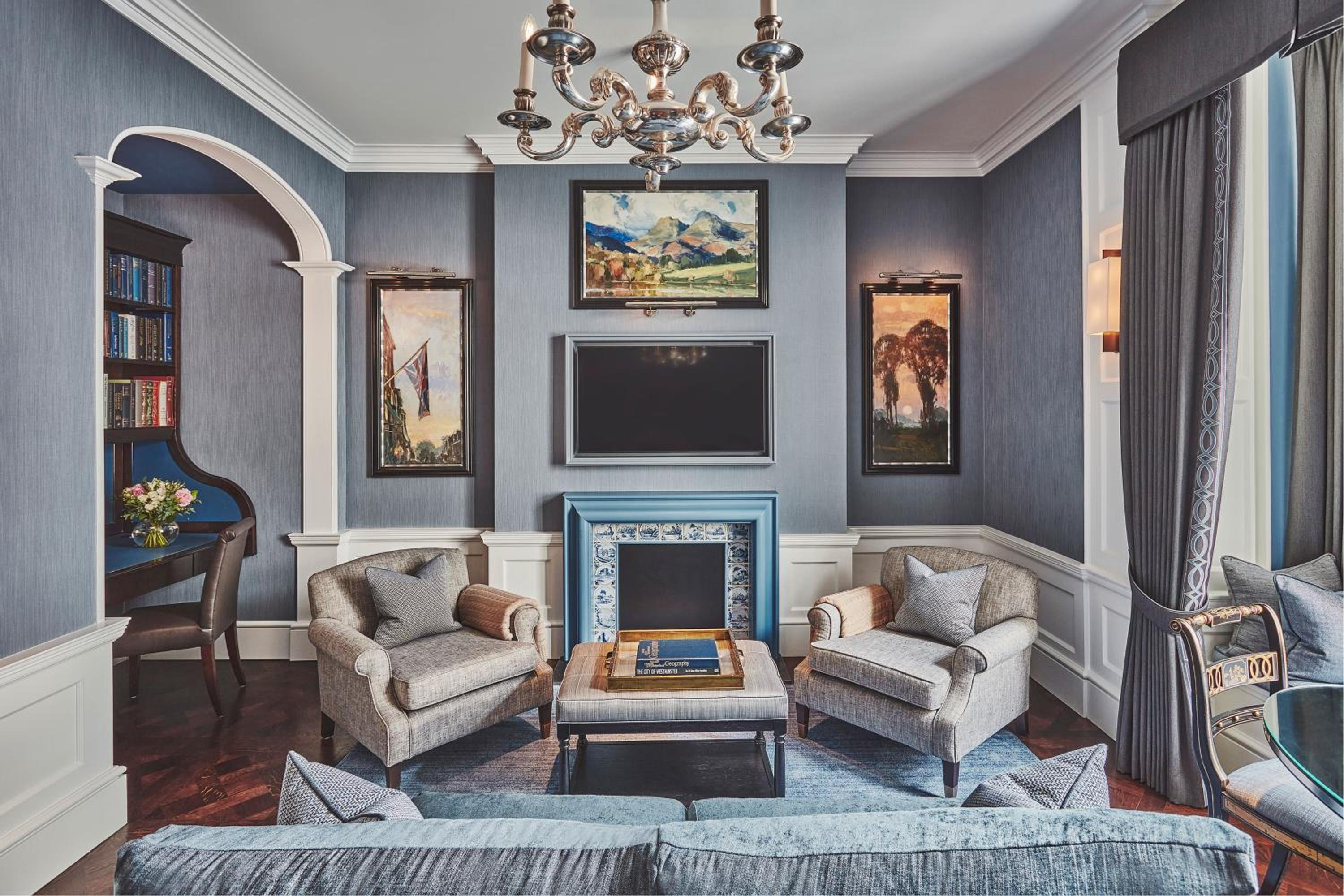 Grosvenor Suite photo 2