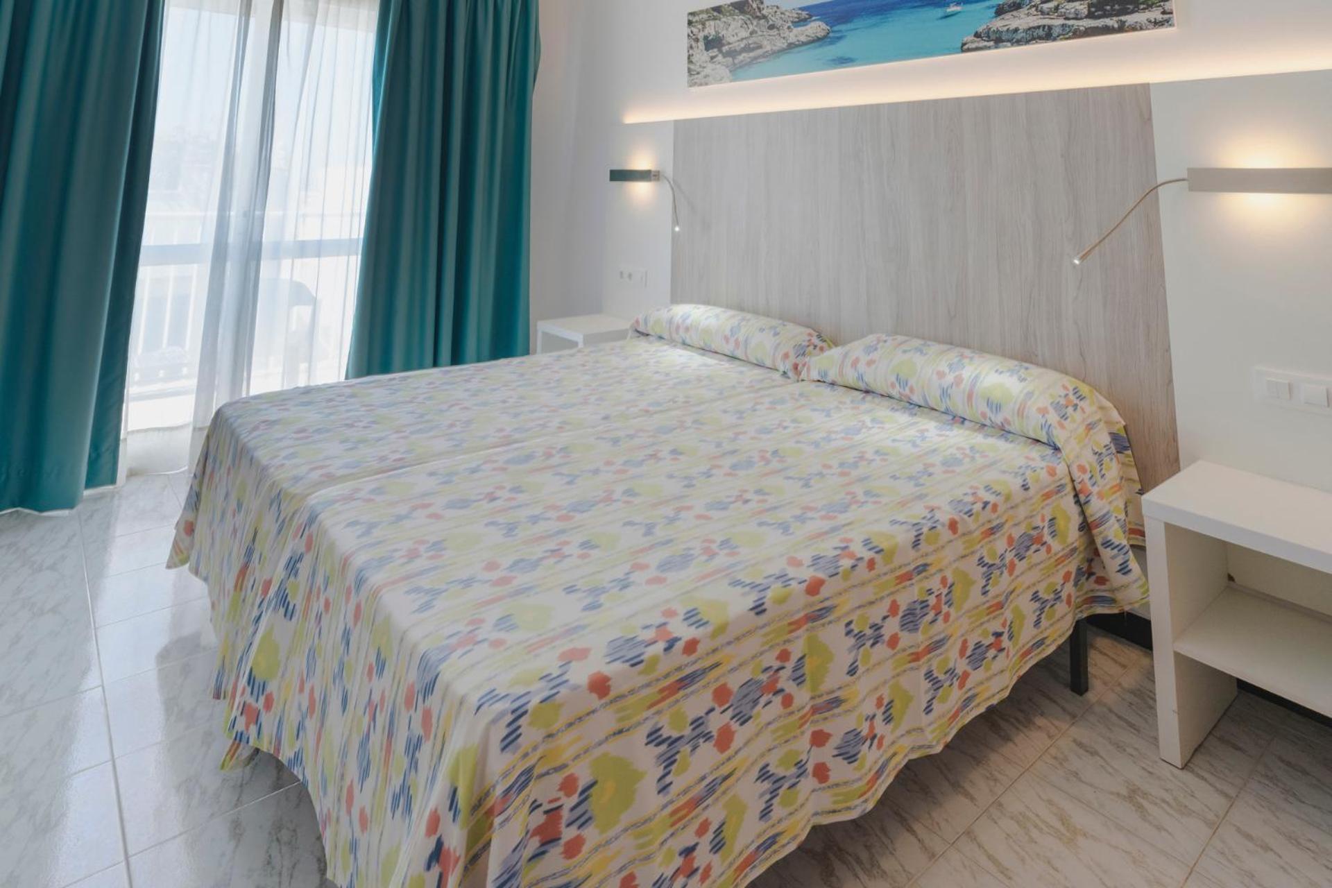 Double Room with Terrace - Photo 2