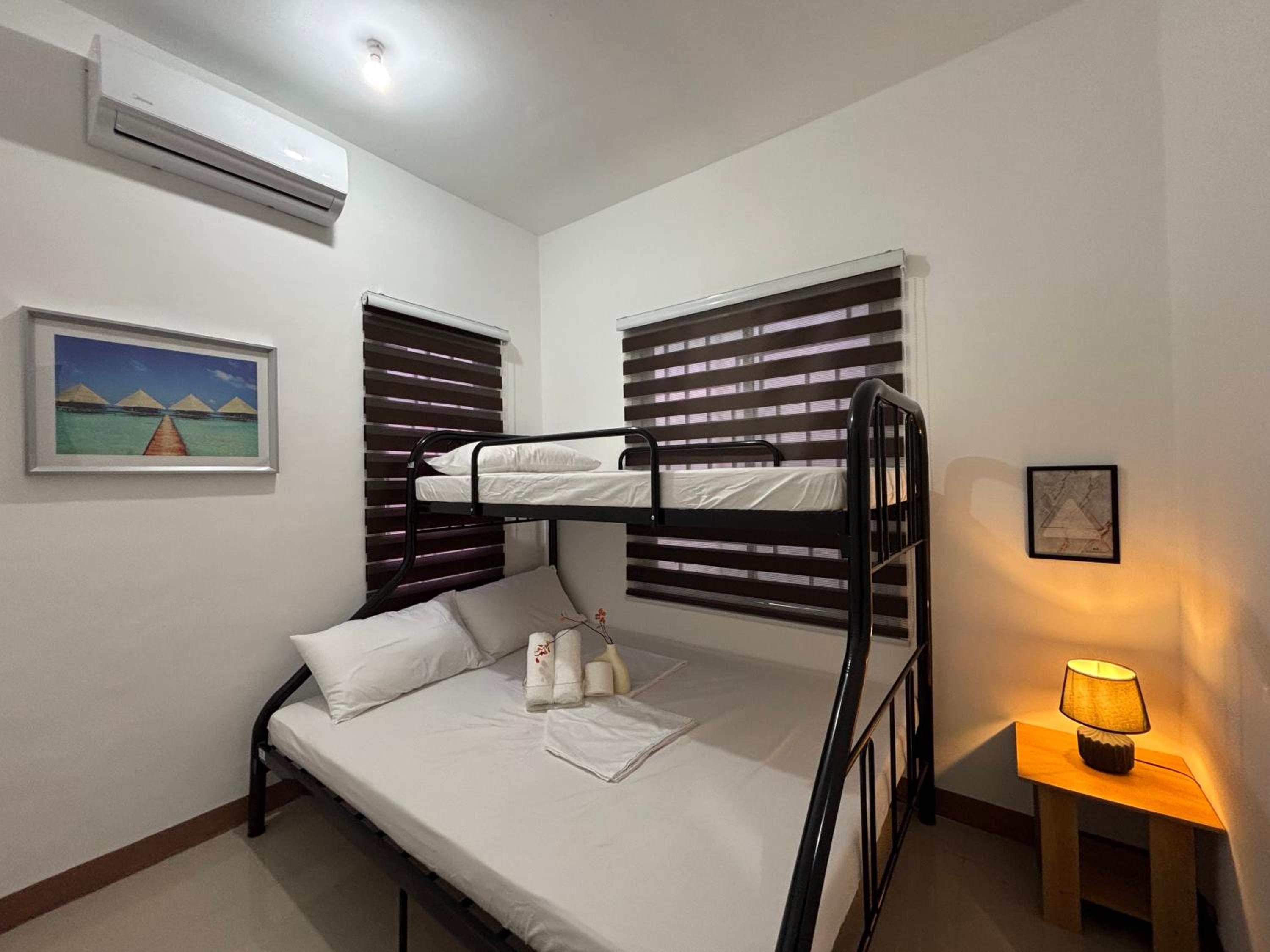 Three-Bedroom House photo 1
