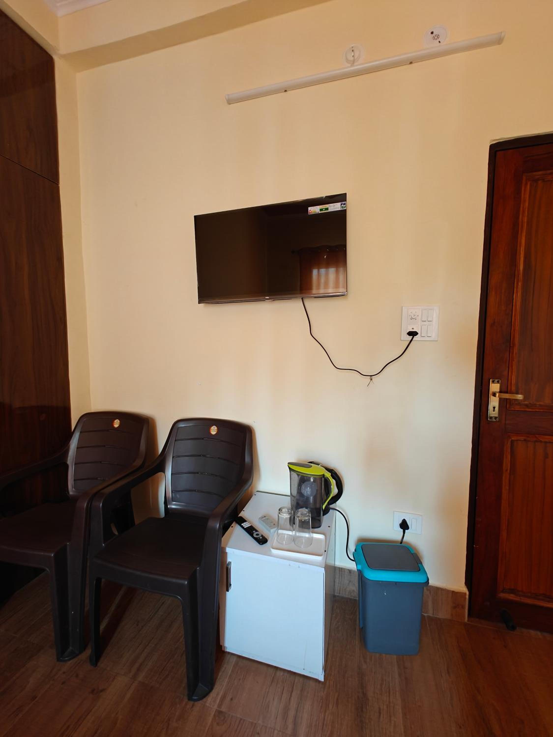 Deluxe Double Room With Balcony photo 3