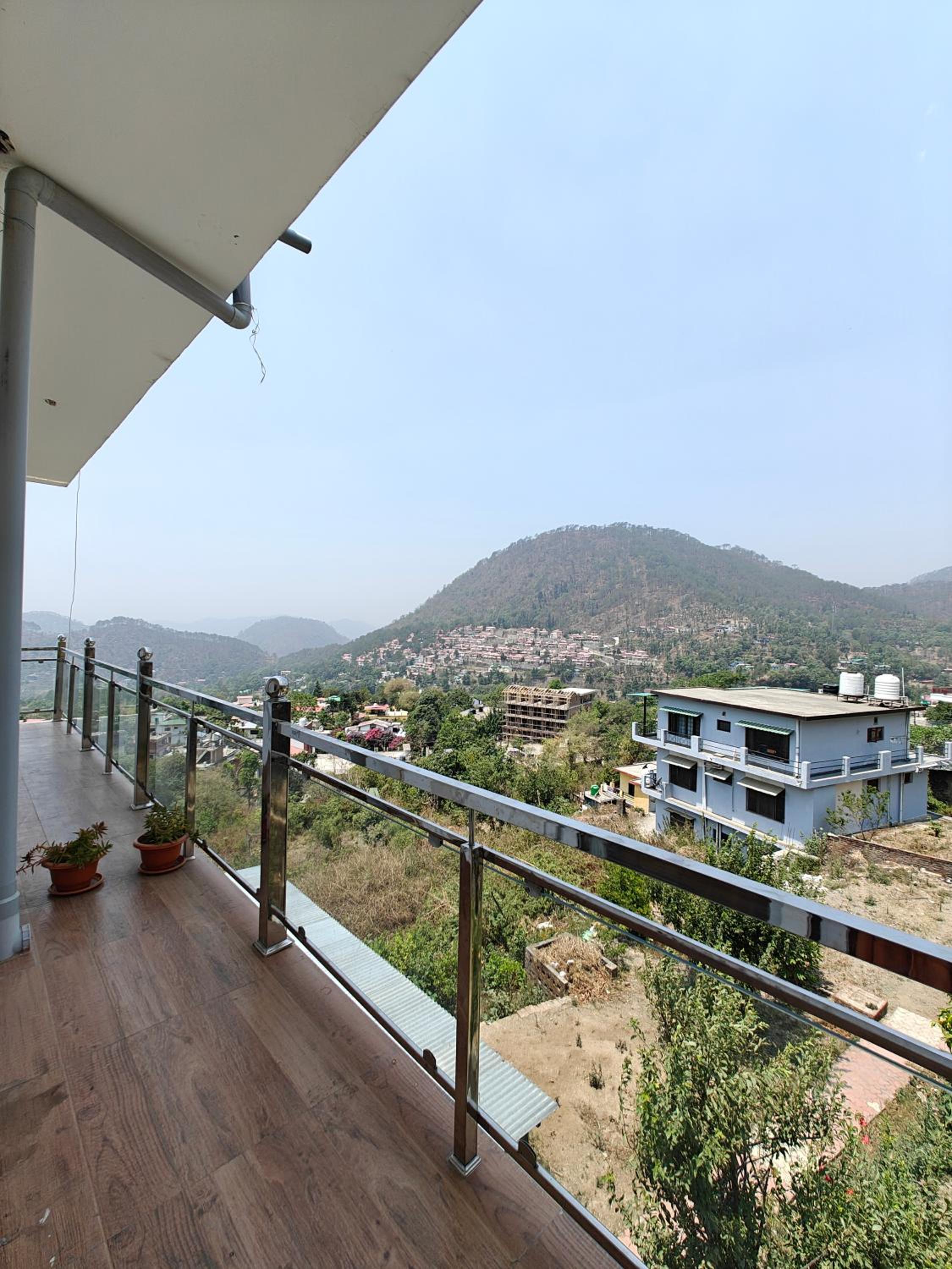 Deluxe Double Room With Balcony photo 2