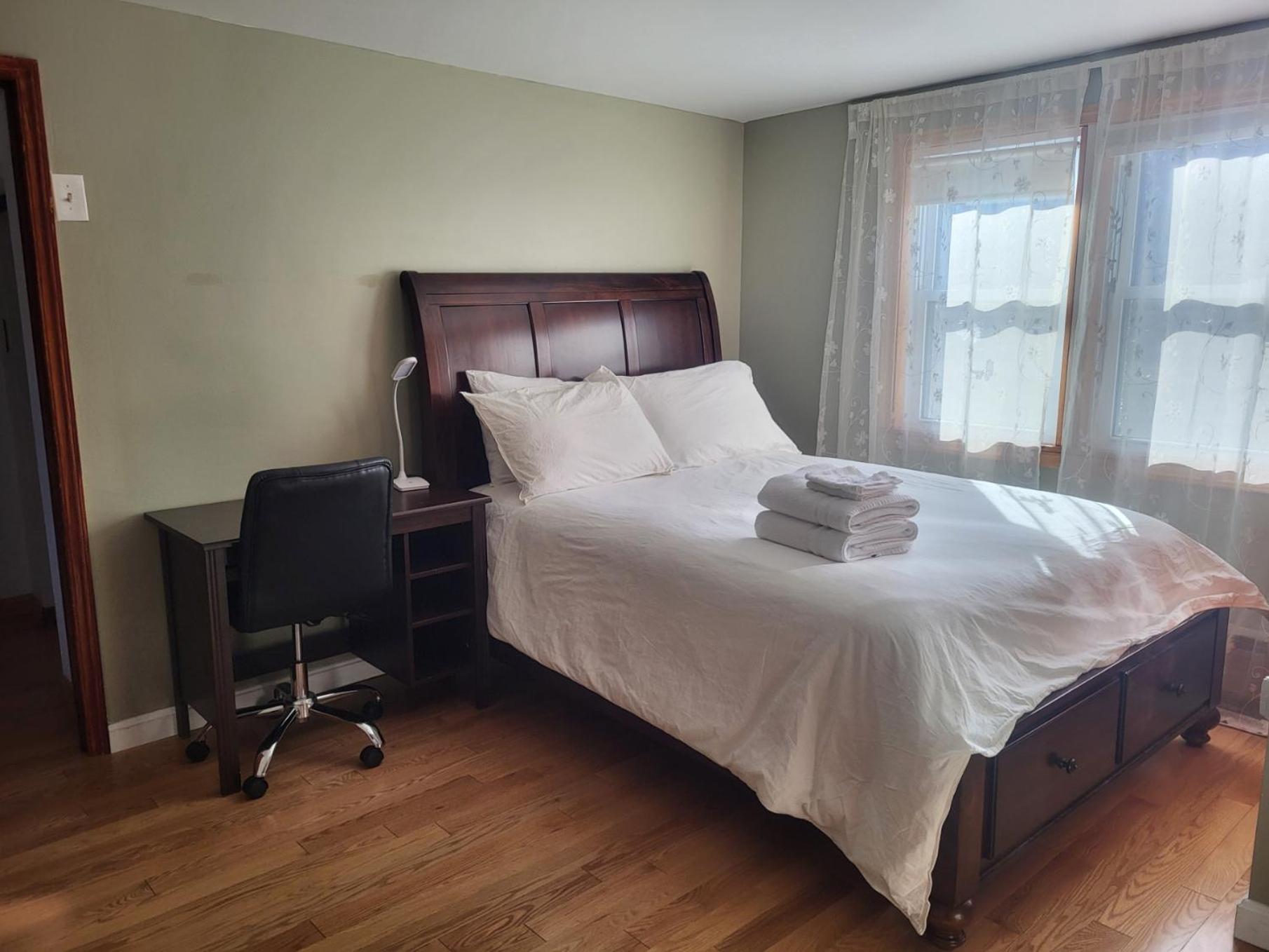 Standard Double Room with Shared Bathroom photo 2