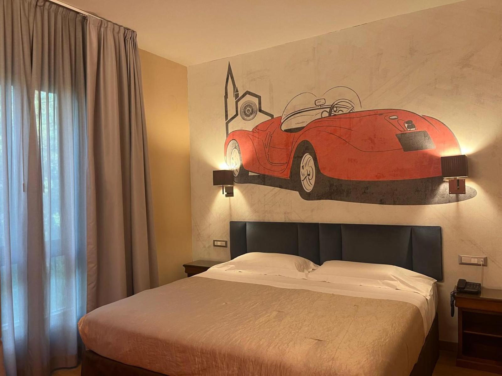 Double or Twin Room - Photo 8