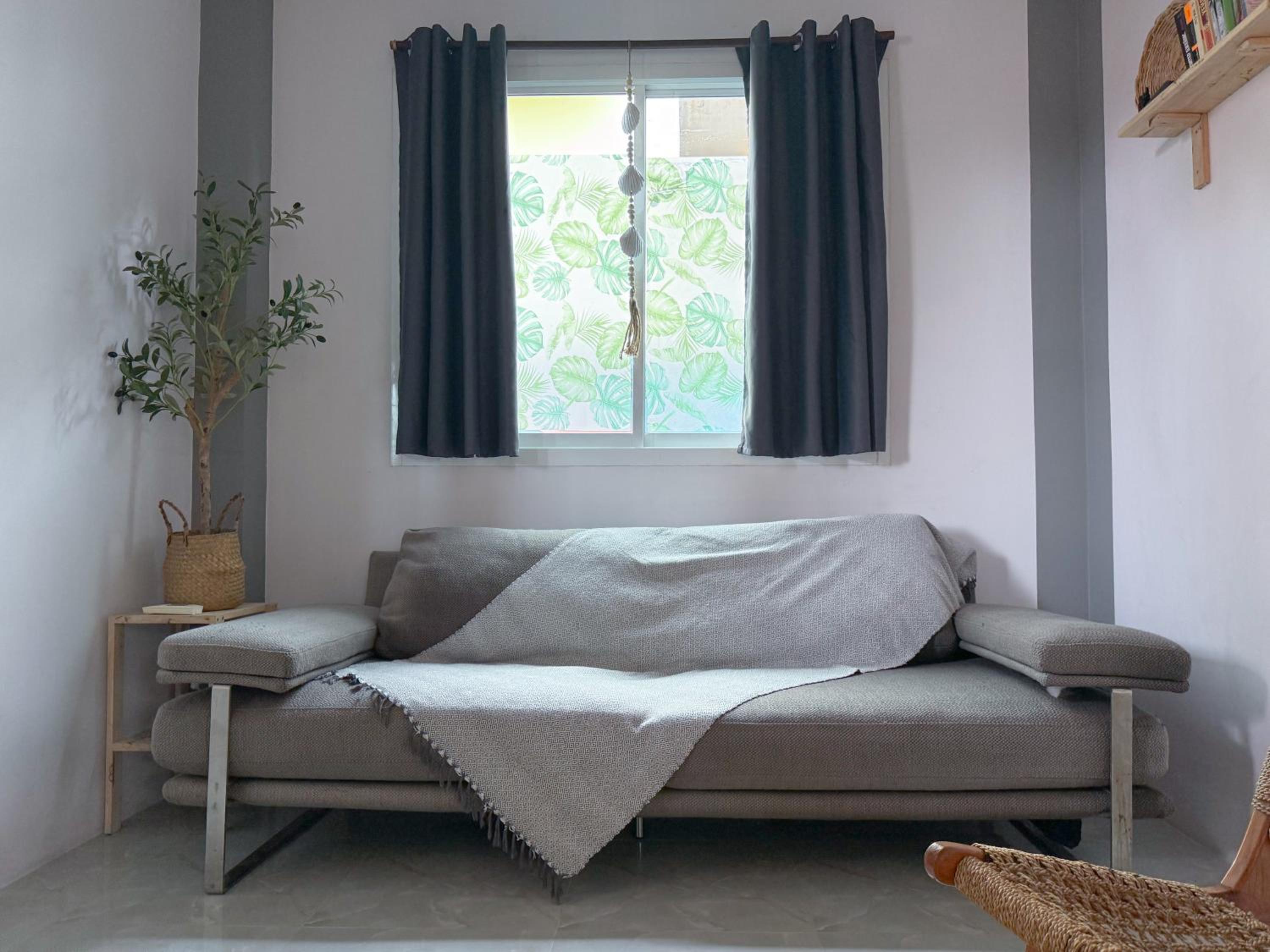 Family Suite with Balcony - Photo 3