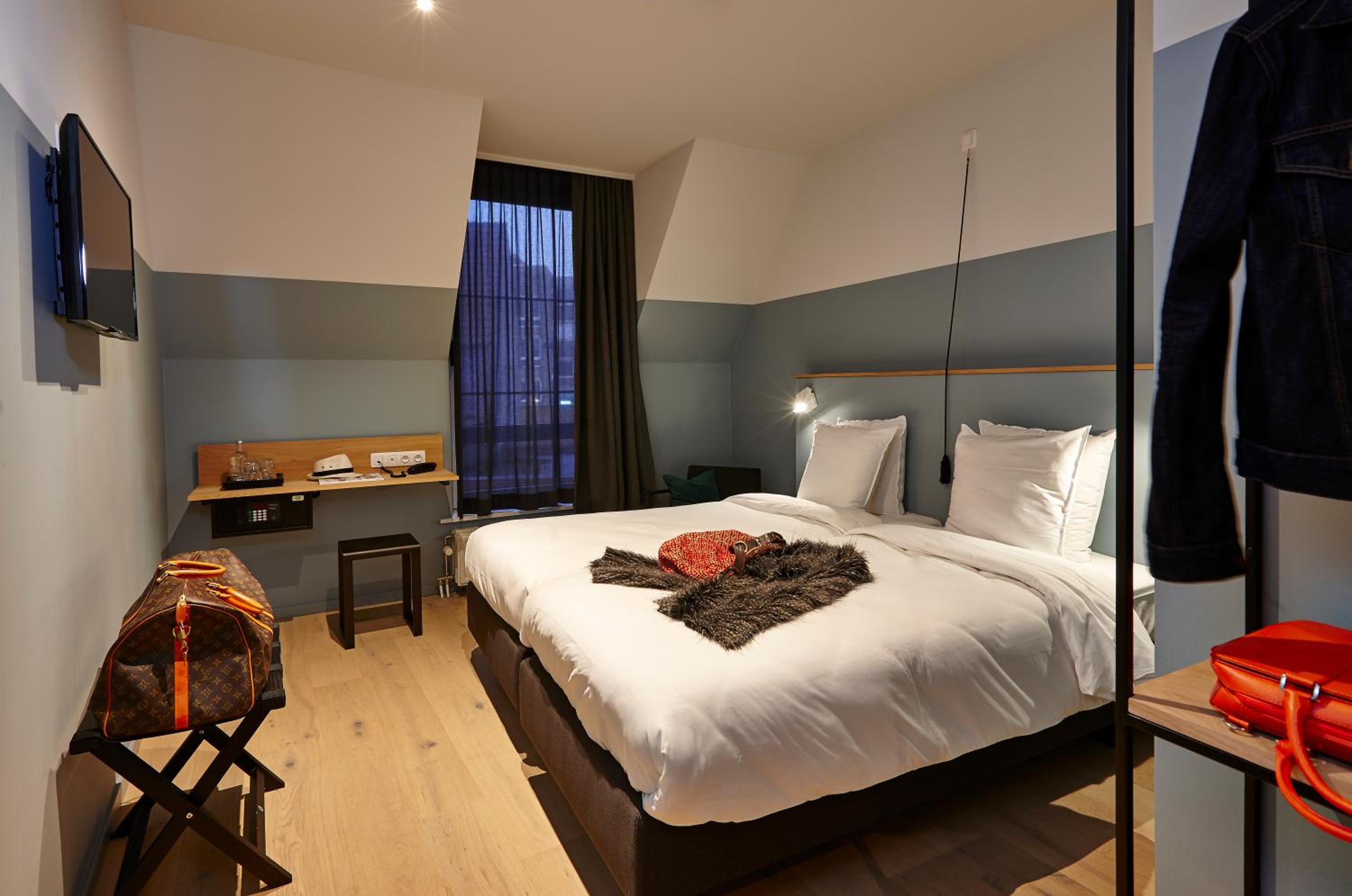 Standard Double Room - Photo 1