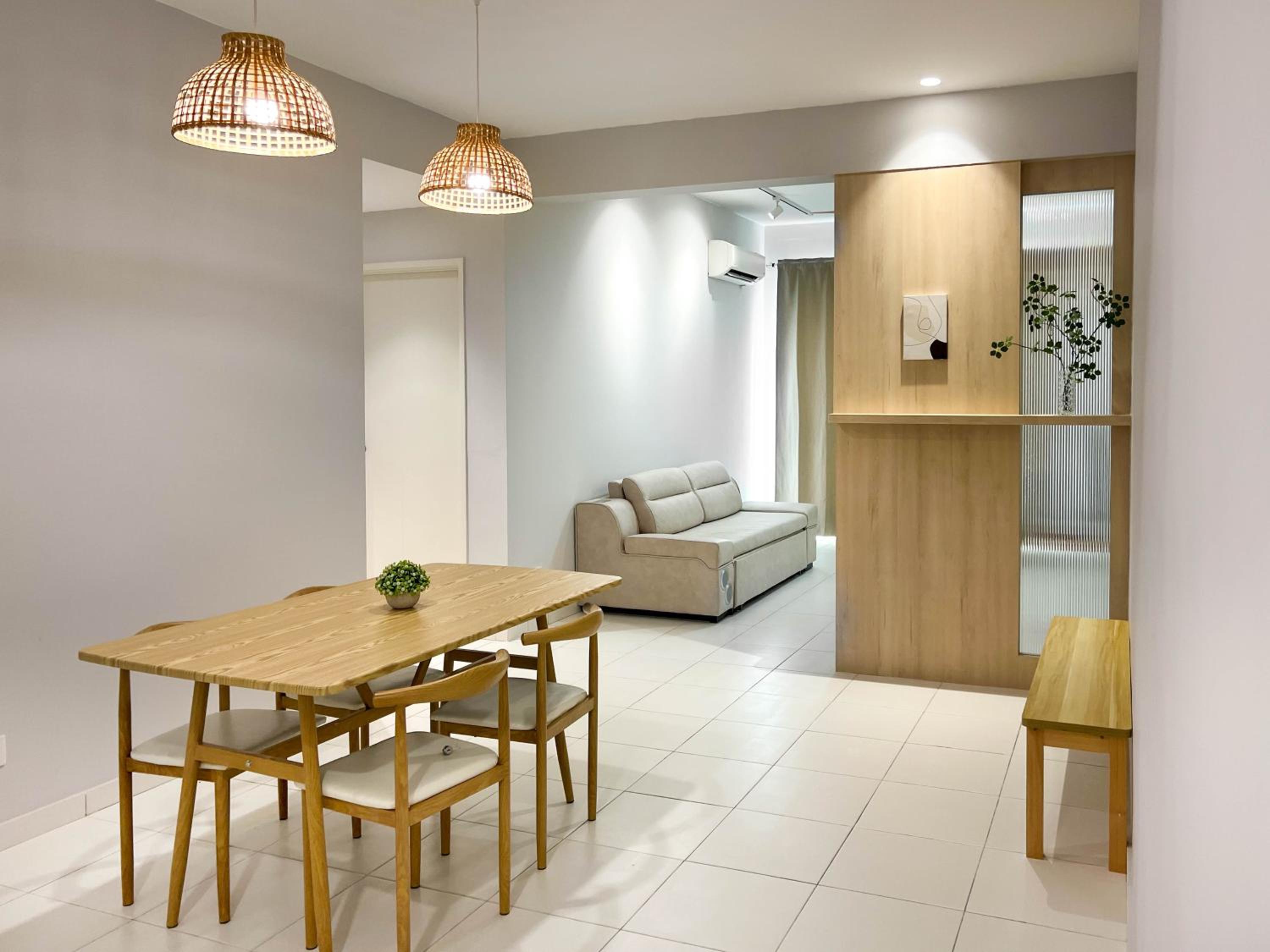 Three-Bedroom Apartment with View photo 1