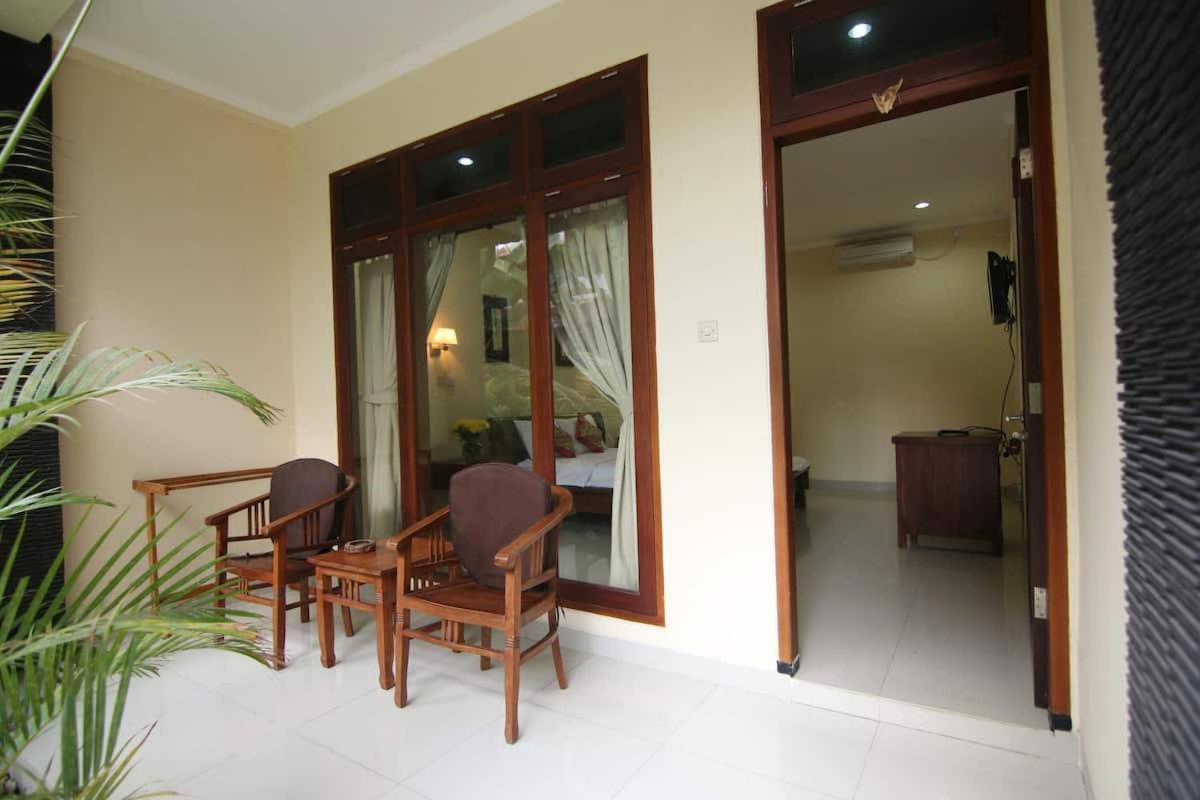 Deluxe Double or Twin Room with Pool View photo 3