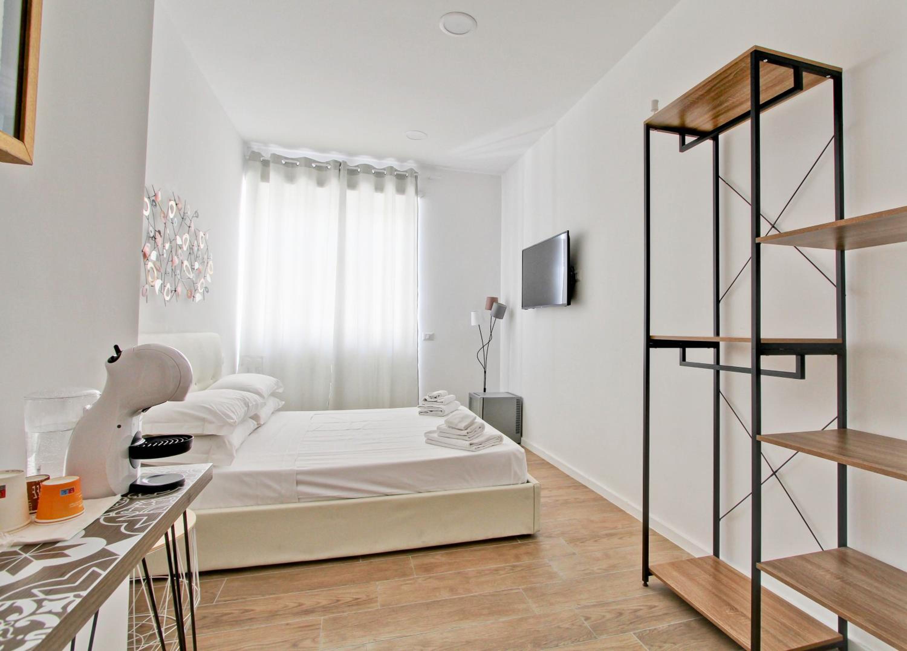 Double Room with Private Bathroom photo 1