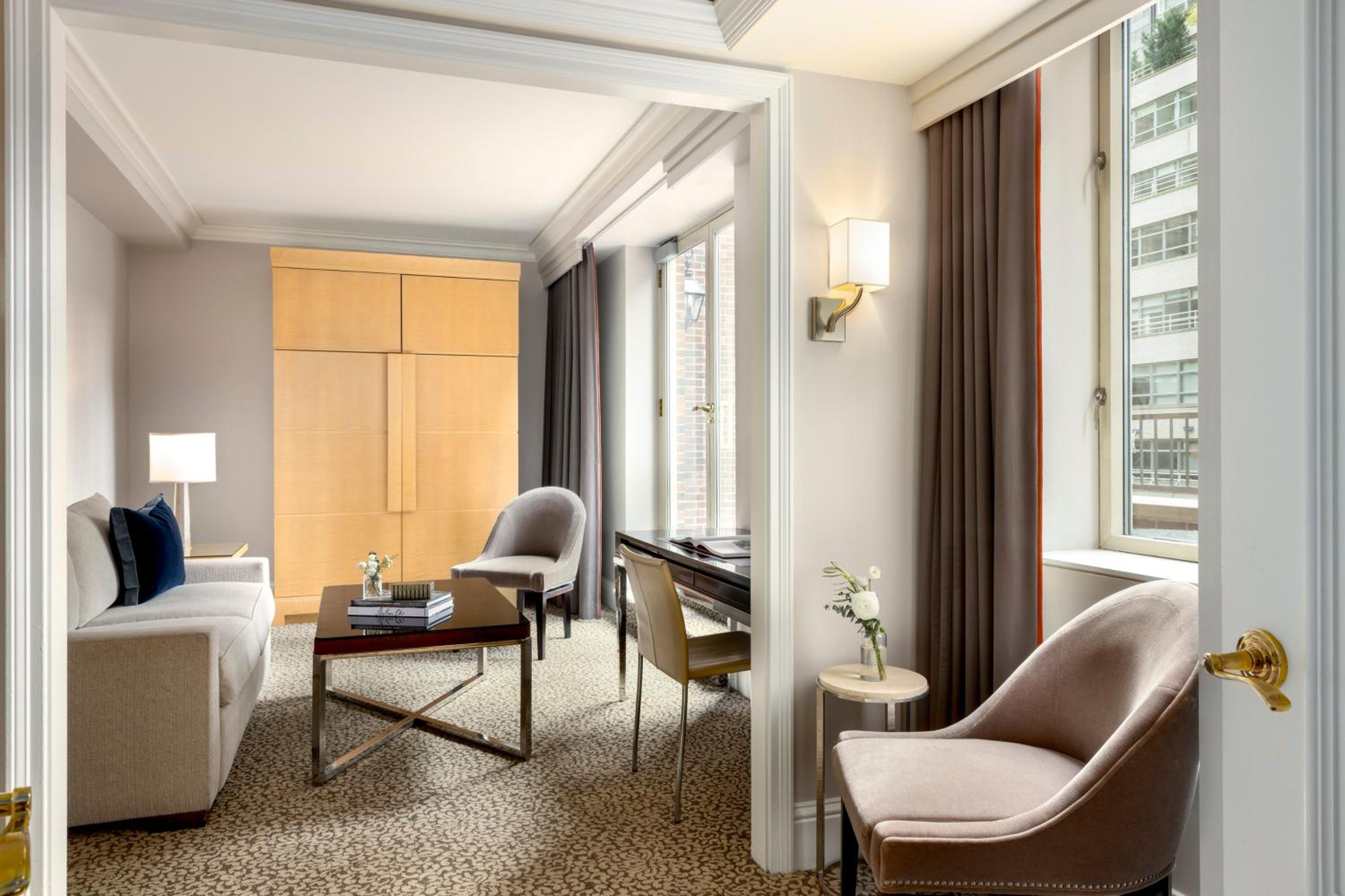 Rockefeller Terrace Suite  - 1 King Bed thumbnail 6