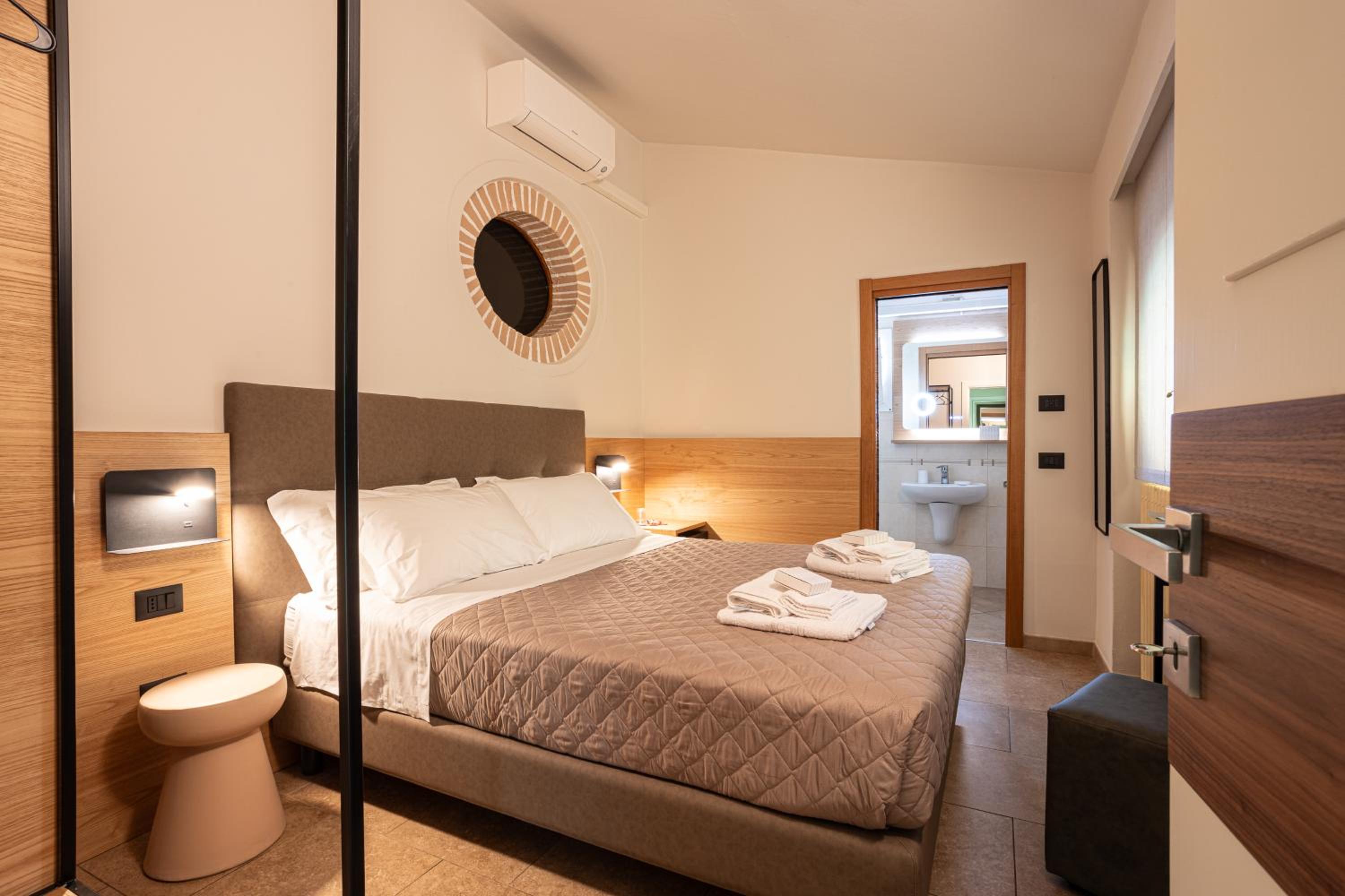 Triple Room with Private Bathroom