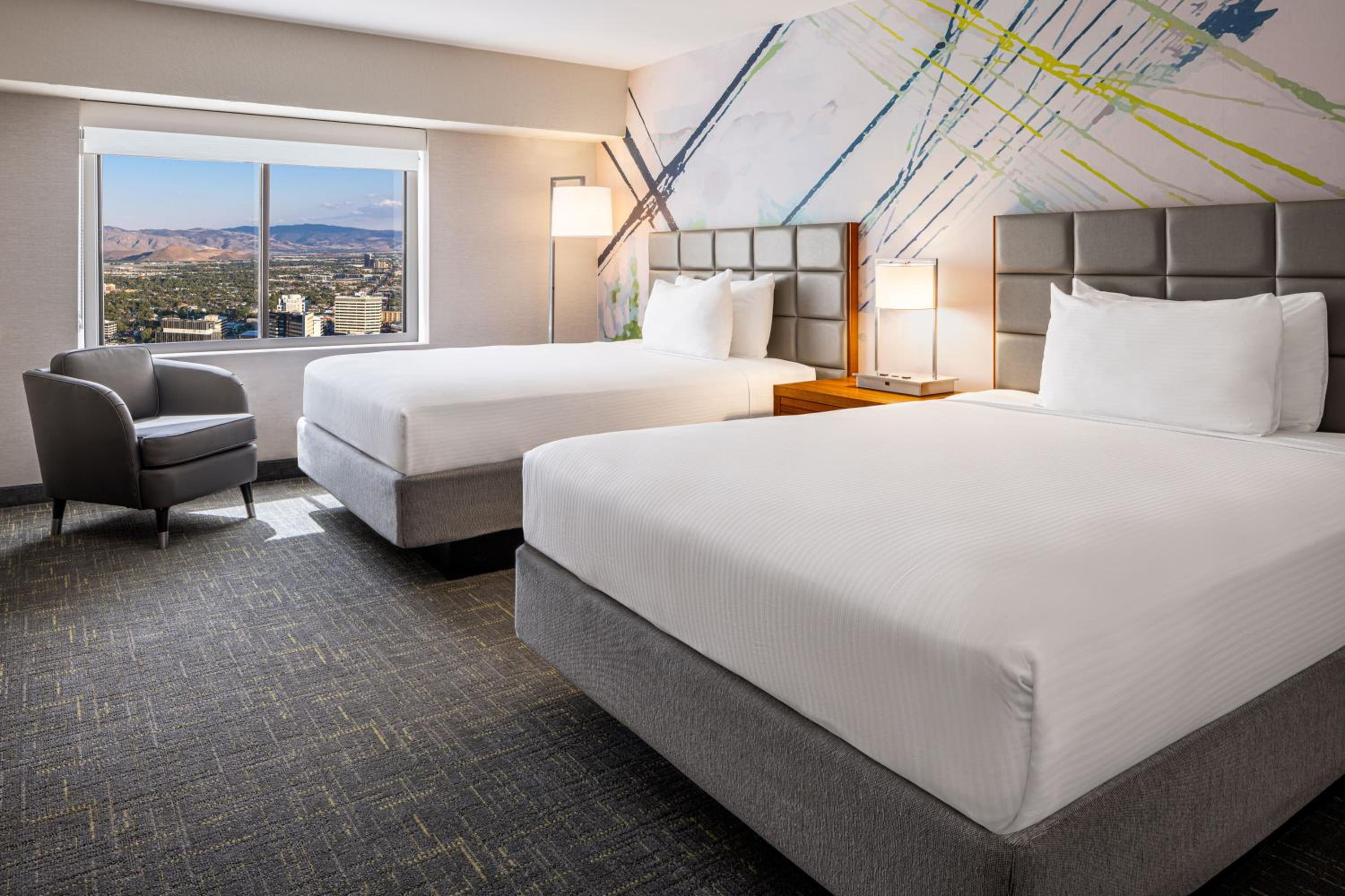 Sky Tower, Premium Room, 2 Queen, Mountain View - Photo 6