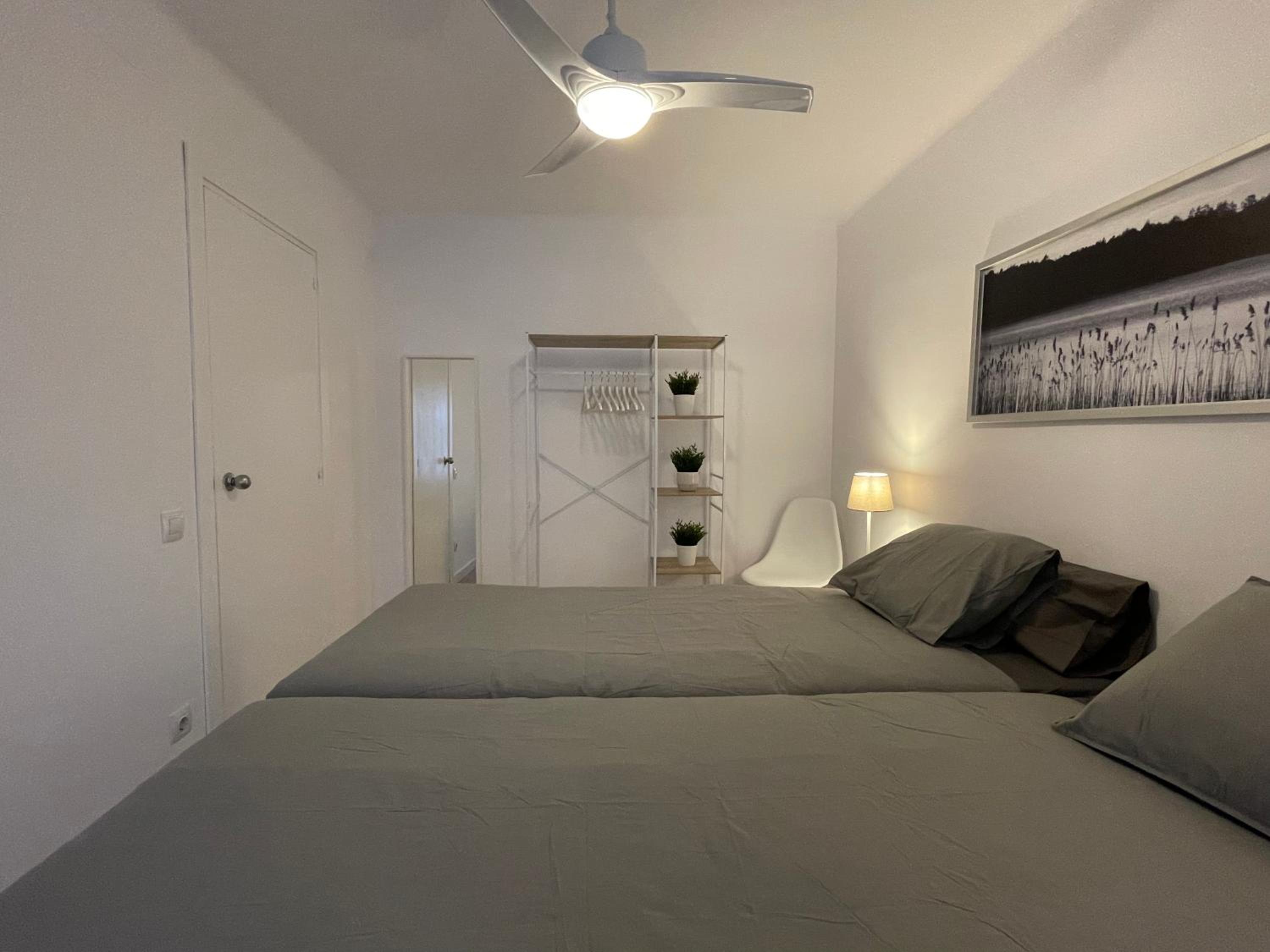 Three-Bedroom Apartment photo 3