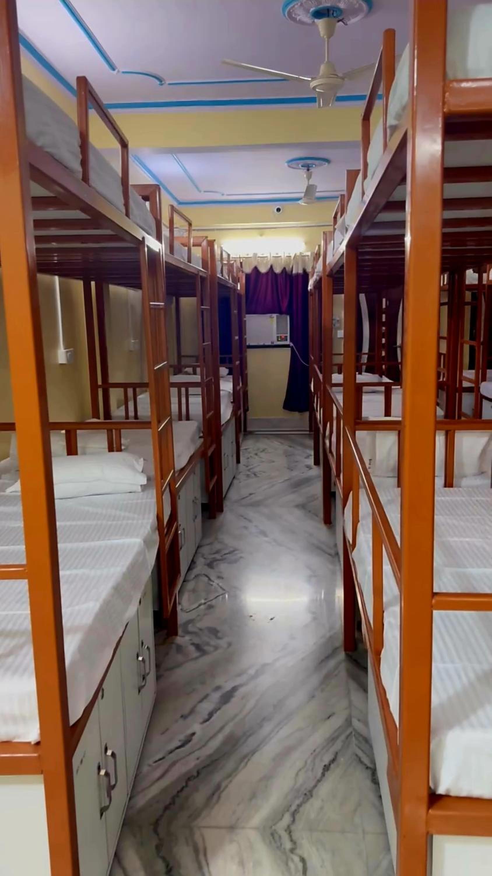 Single Bed in Mixed Dormitory Room photo 1