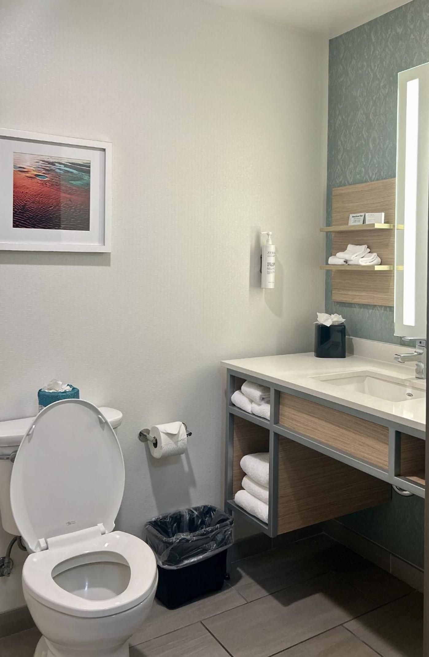 King Suite with Ocean View - Photo 3
