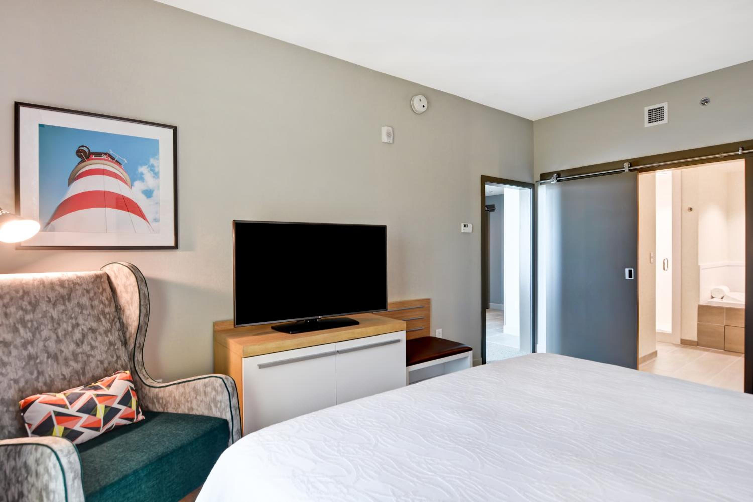 King Suite with Ocean View - Photo 2