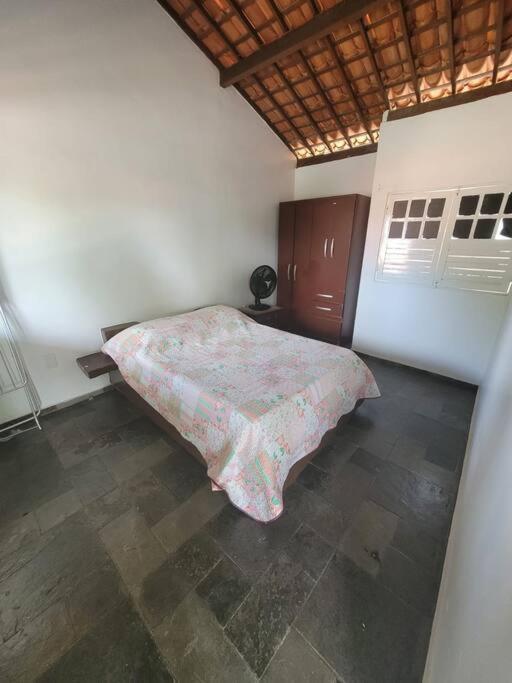 Seven-Bedroom House photo 1