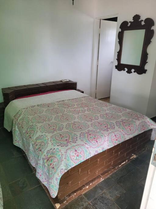 Seven-Bedroom House photo 3