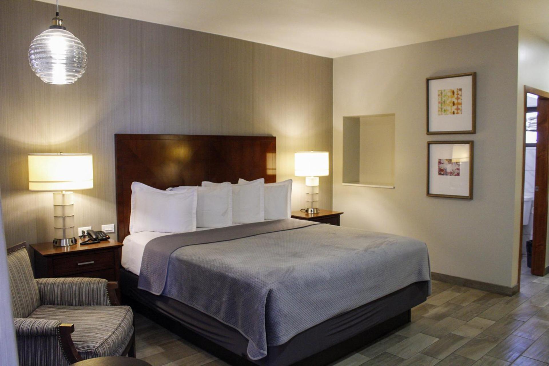 Deluxe Junior Suite