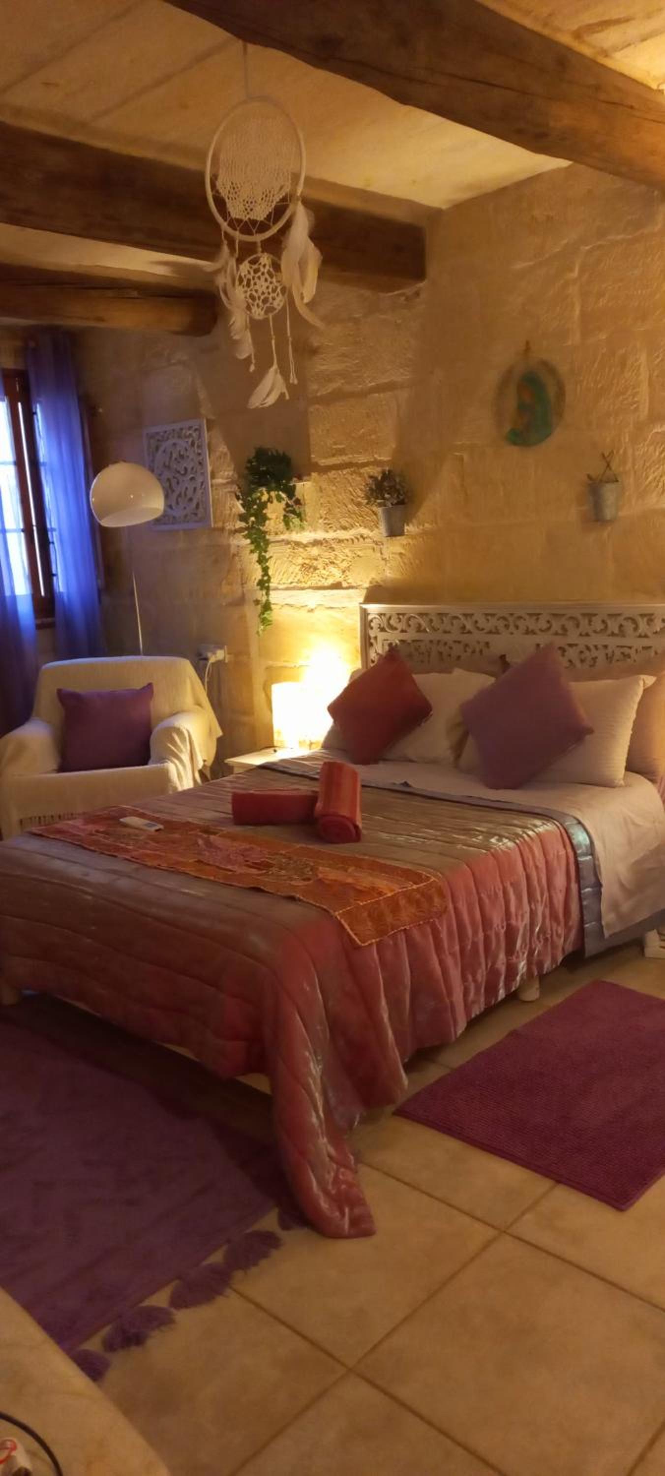 Double Room with Private Bathroom - Photo 7