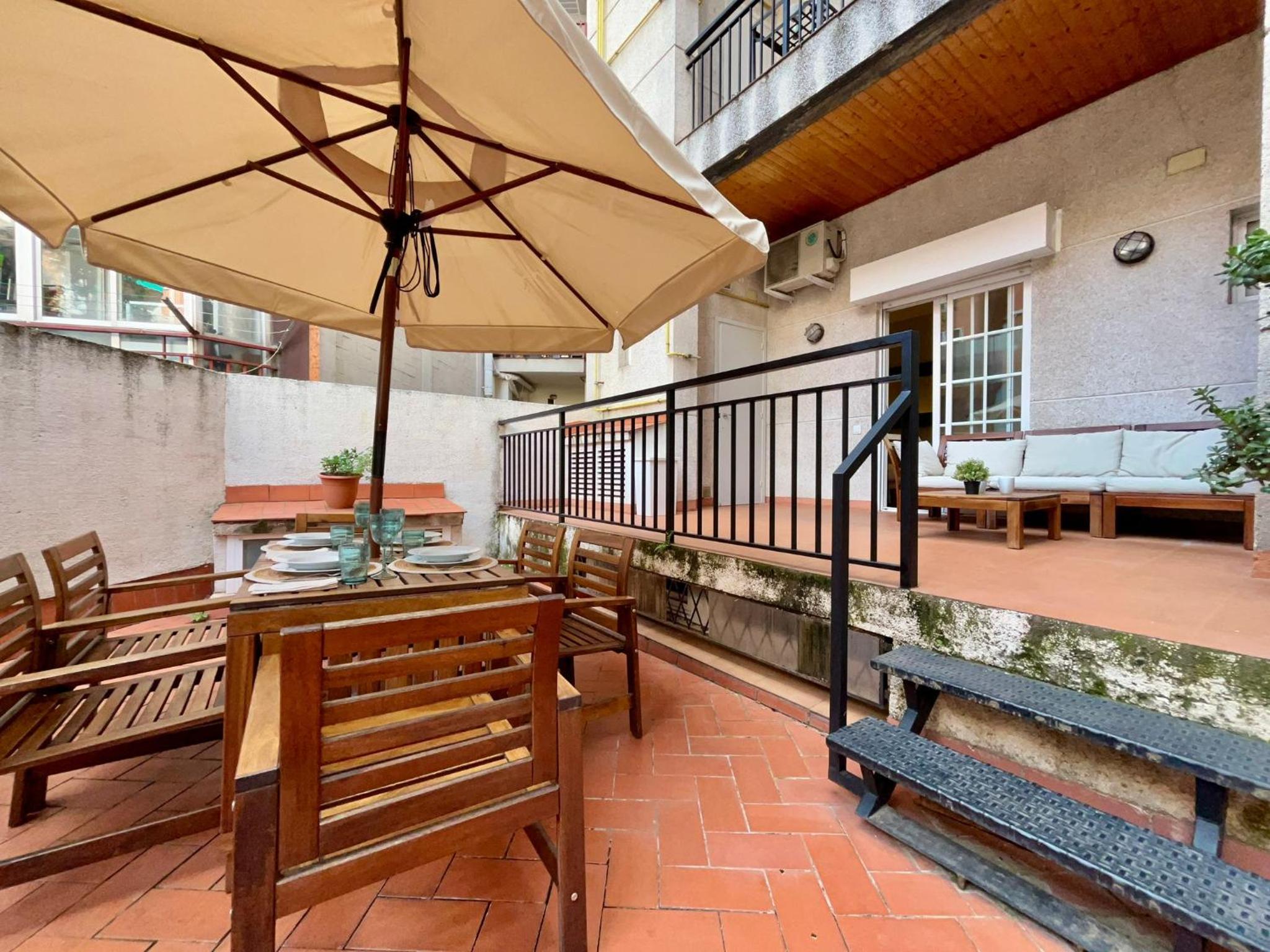 Superior Two-Bedroom Apartment with Terrace photo 2