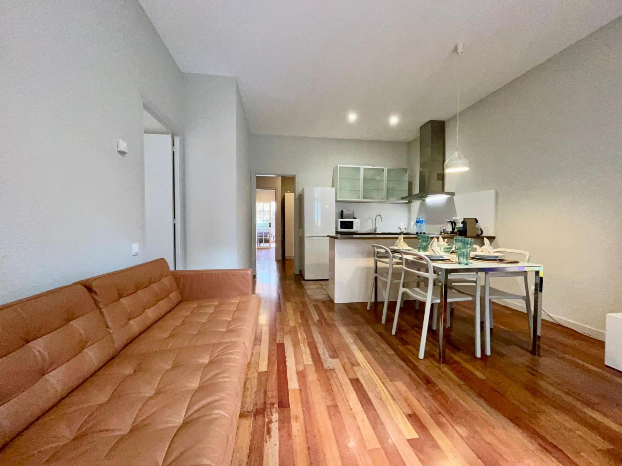 Apartamento de dos dormitorios superior con terraza.