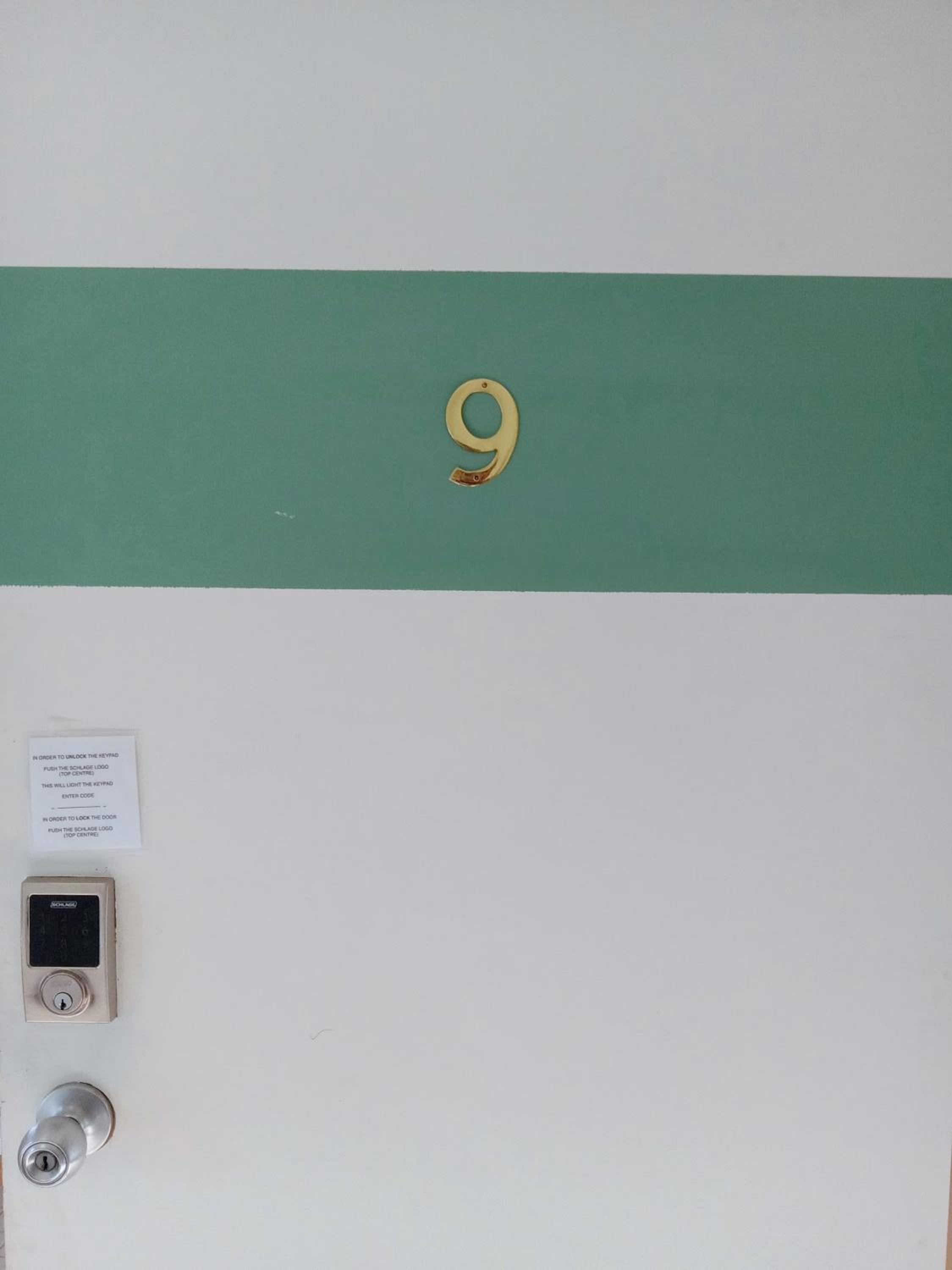 Budget Double Room photo 3