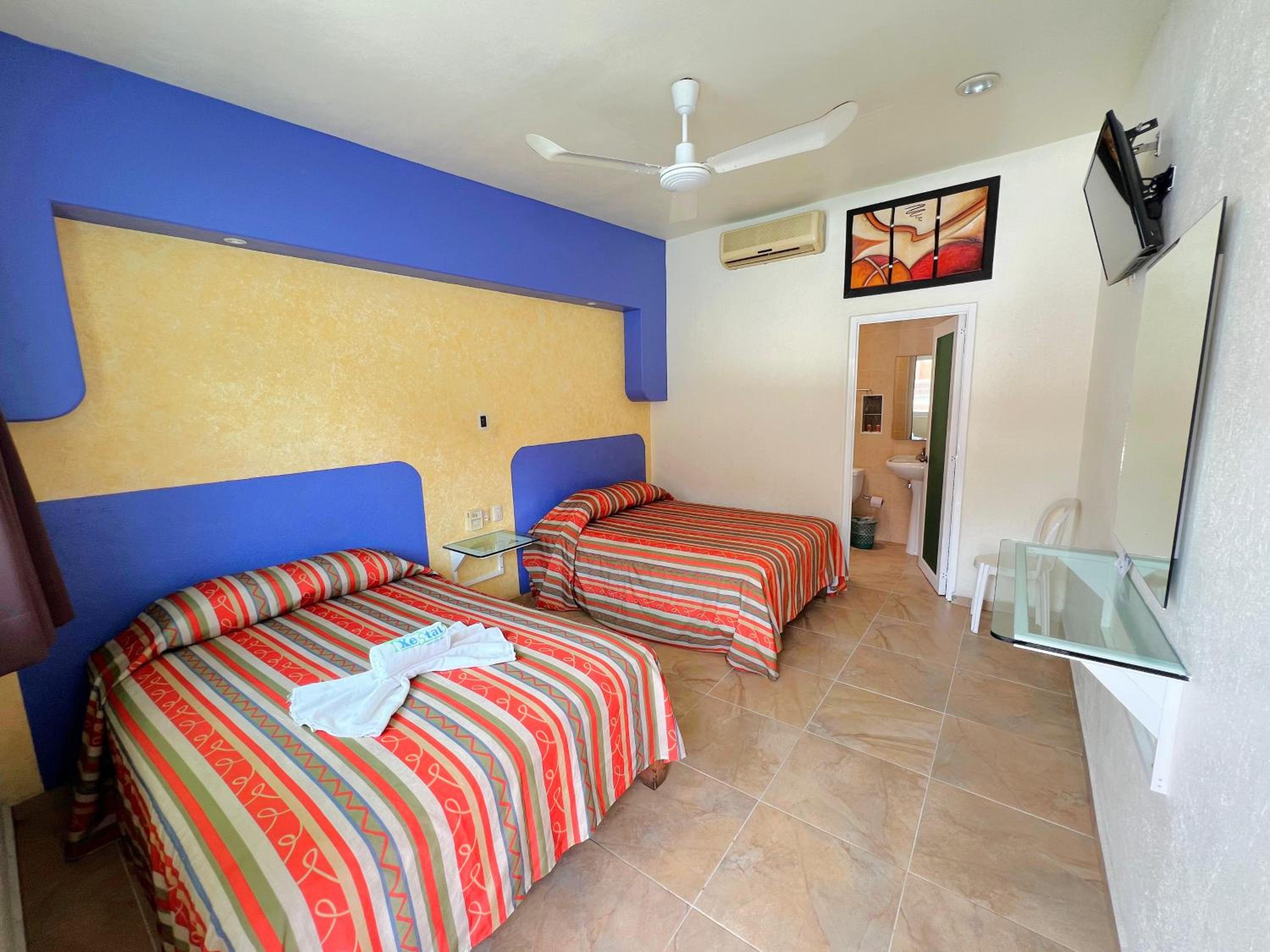 Standard Twin Room photo 1