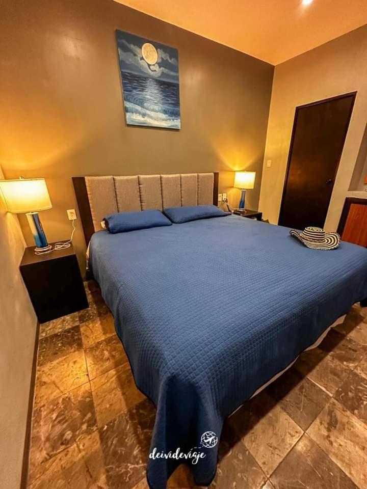 Deluxe King Room photo 1