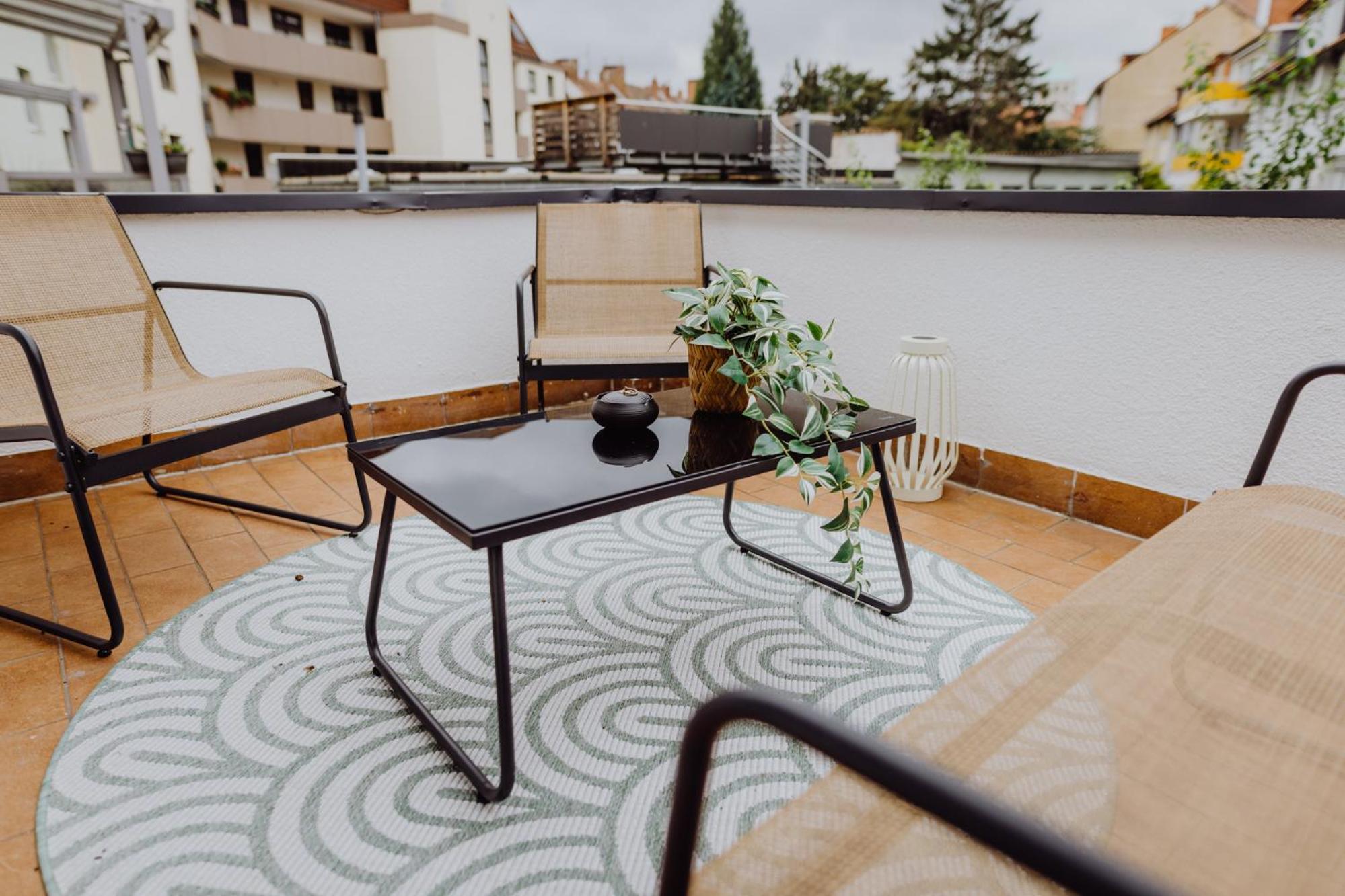 Two-Bedroom Deluxe Apartment with Balcony photo 3