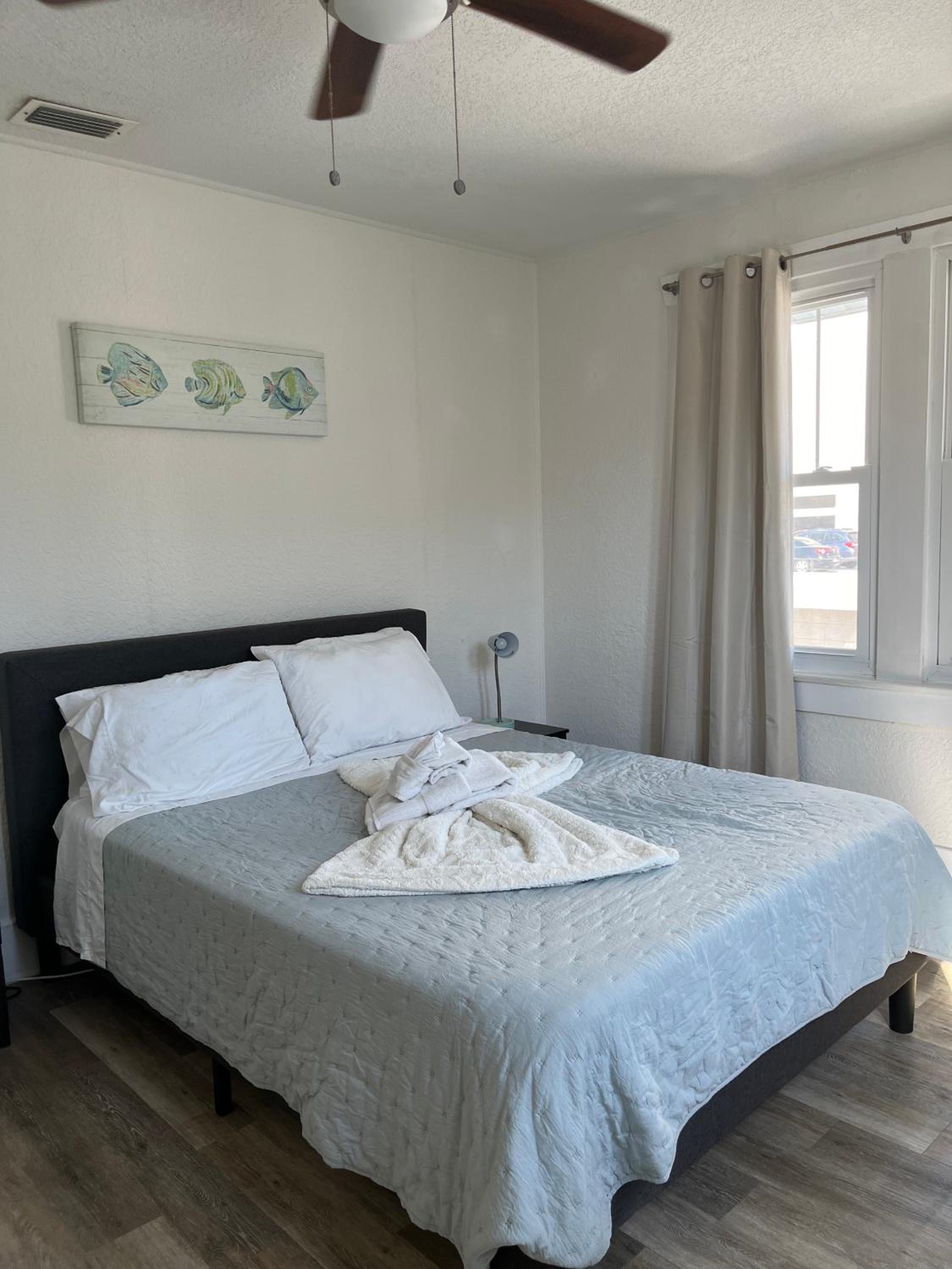 Two-Bedroom House photo 2