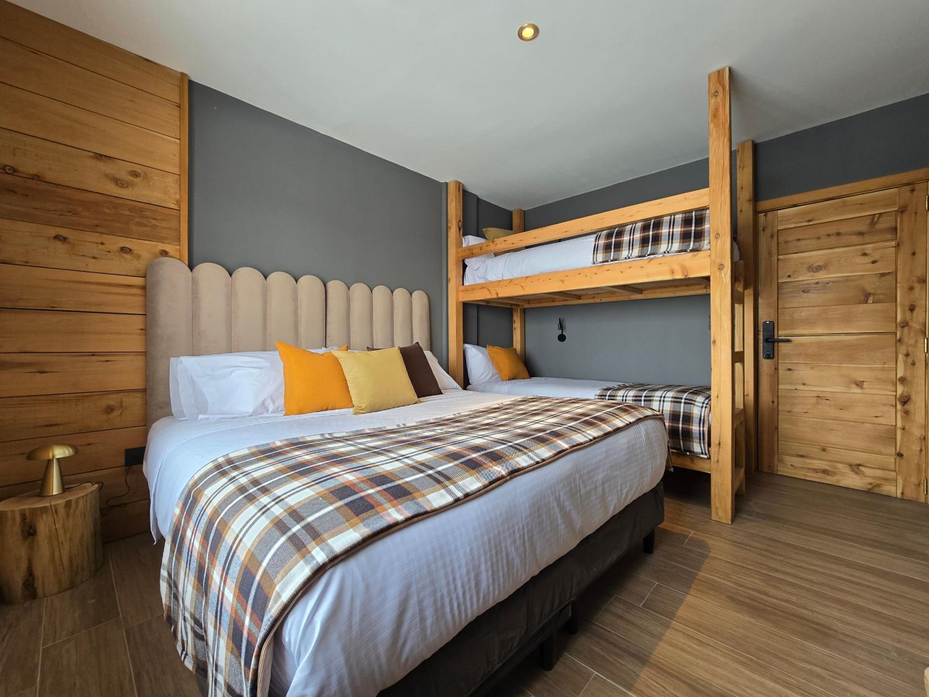 Standard Triple Room photo 2