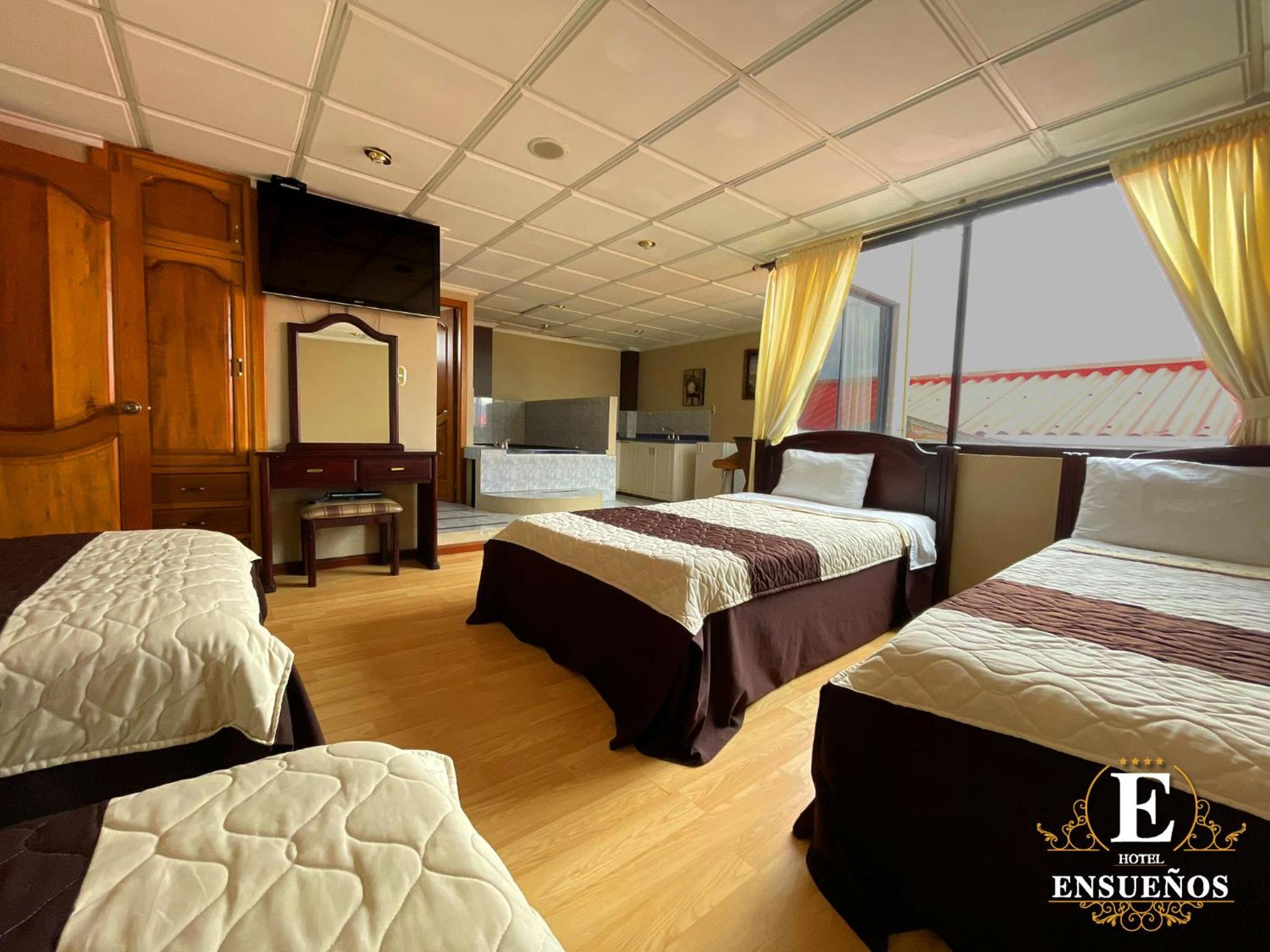 Suite with Spa Bath photo 1