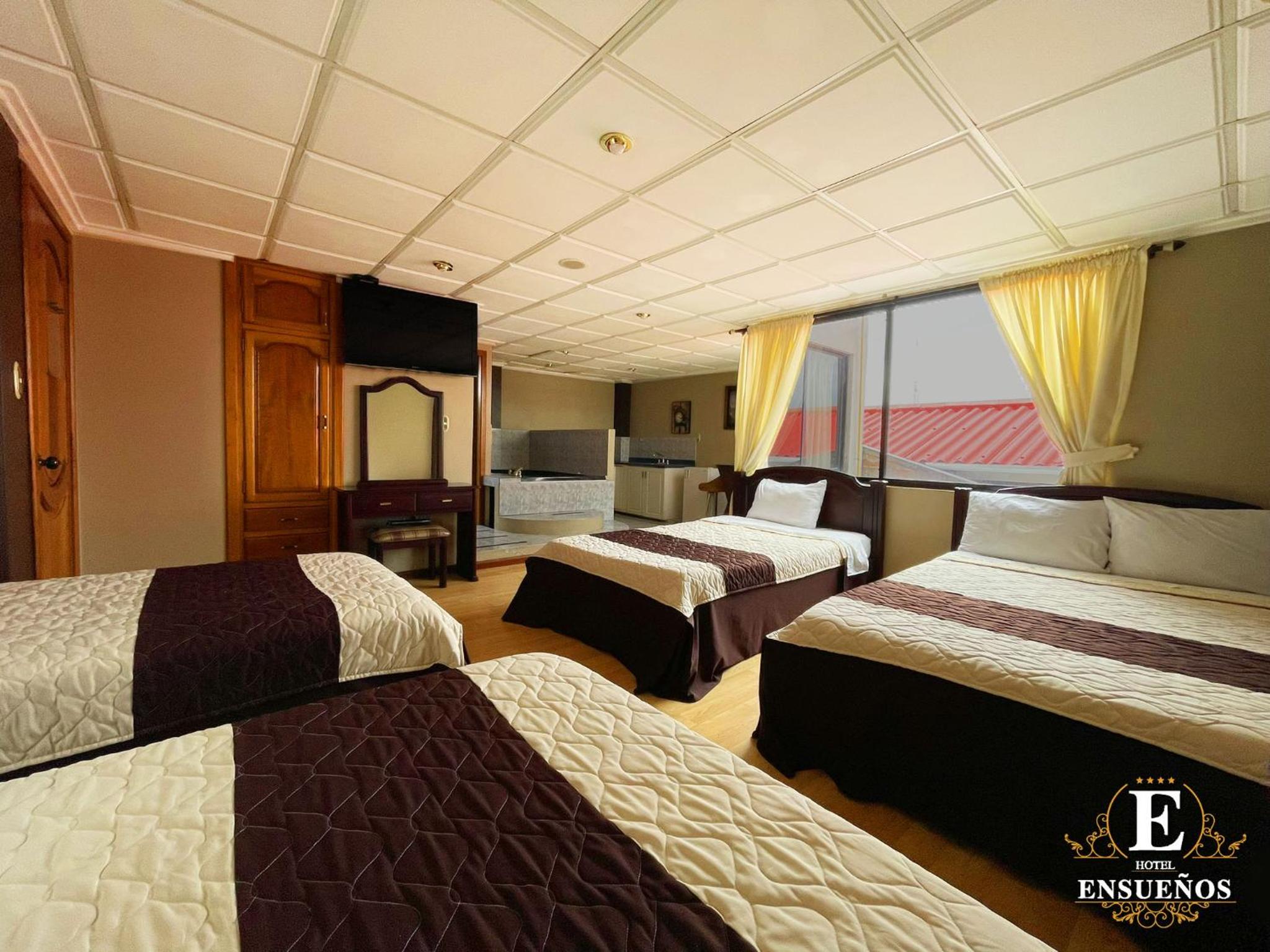 Suite with Spa Bath photo 2