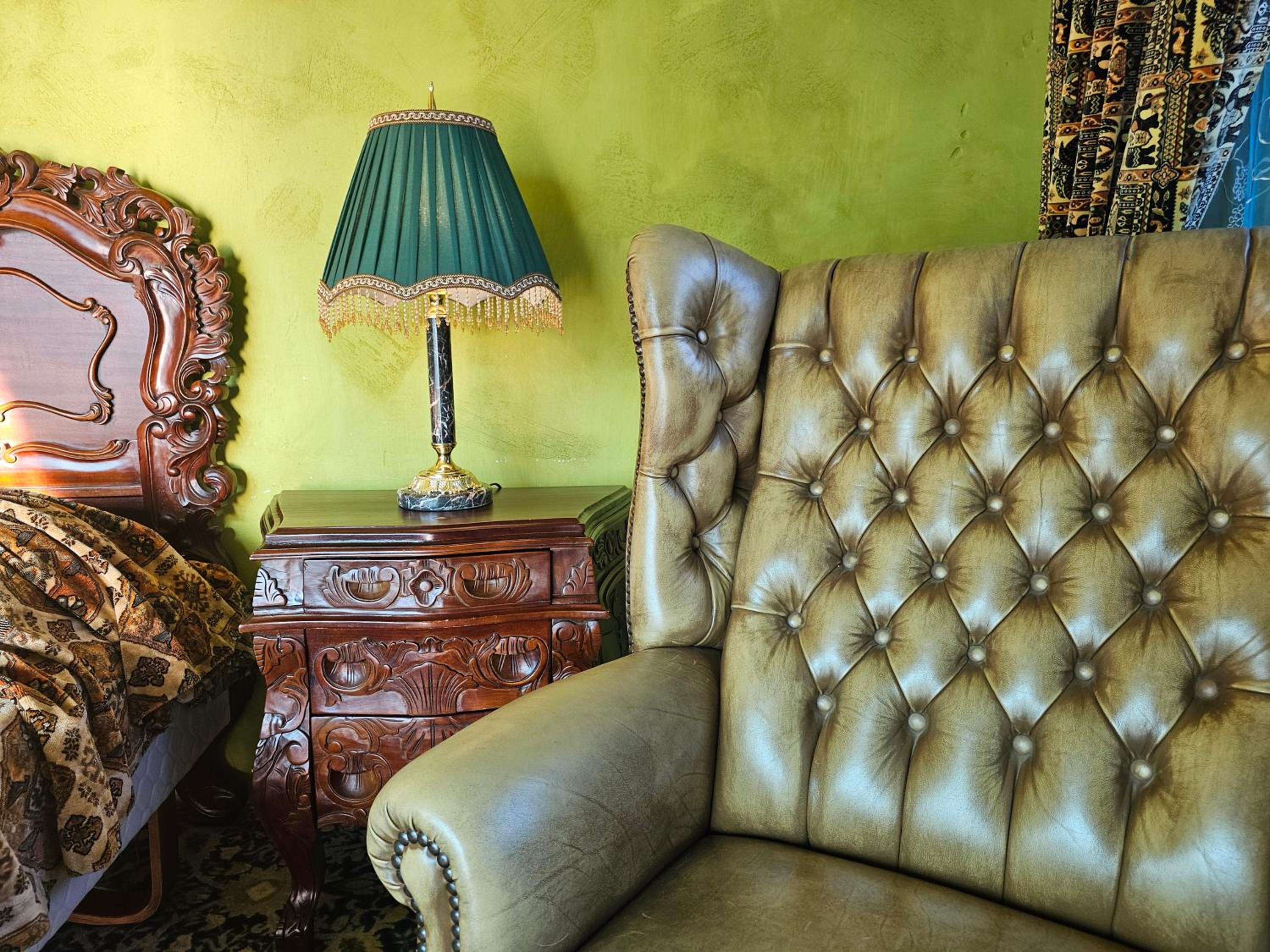 Family Room photo 3