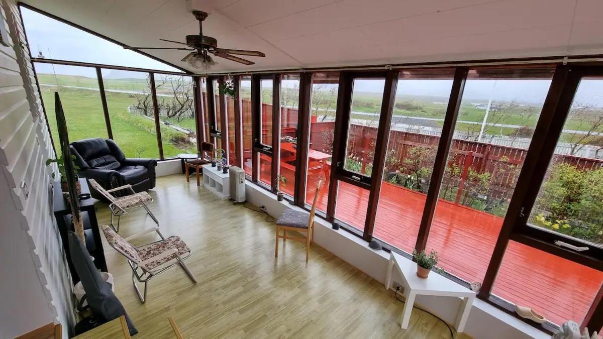 Three-Bedroom House photo 2