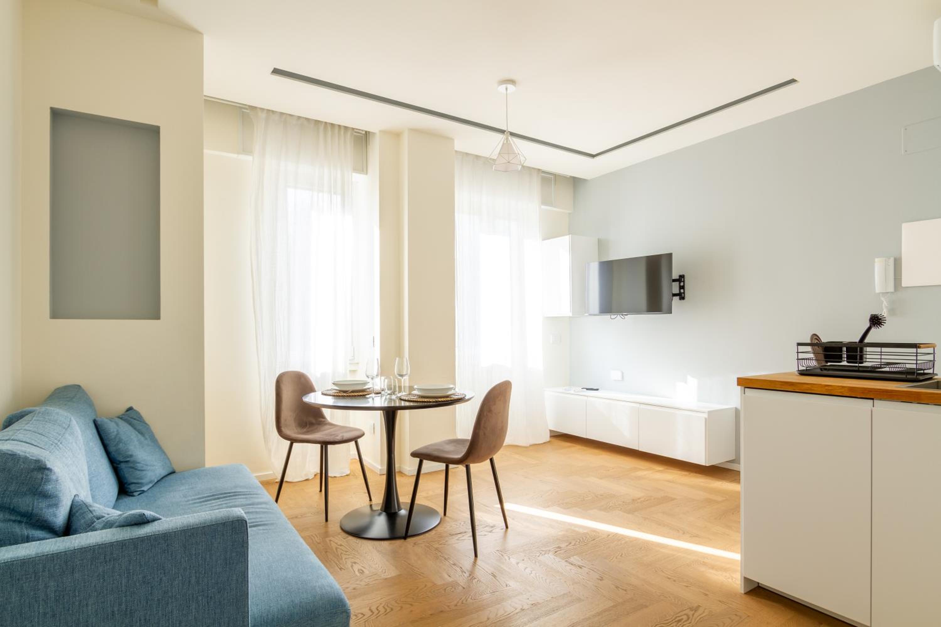 One-Bedroom Apartment