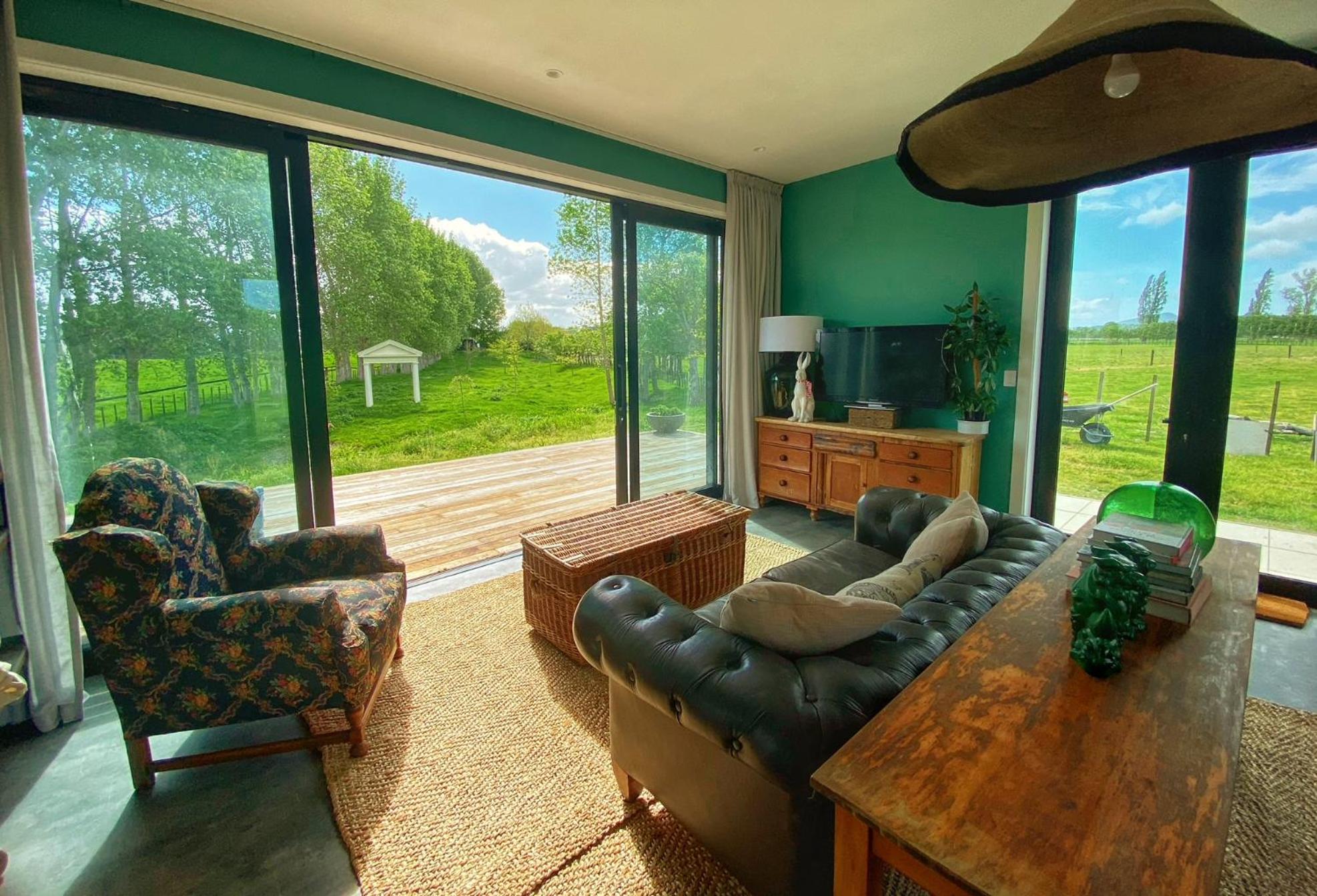 One-Bedroom House photo 2