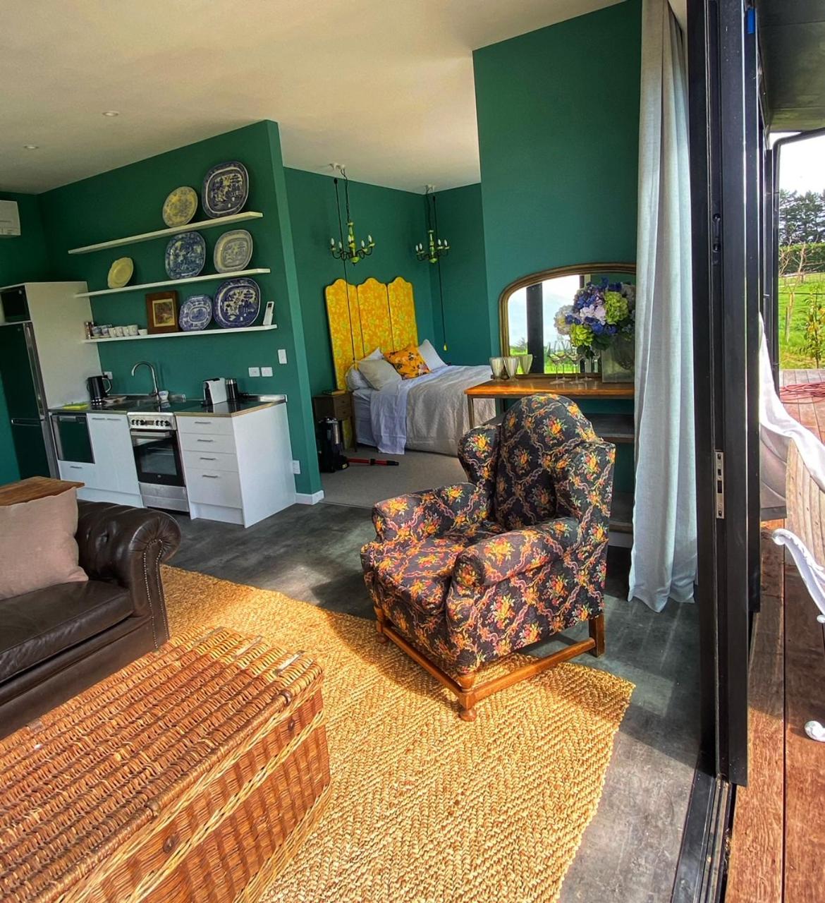 One-Bedroom House photo 3
