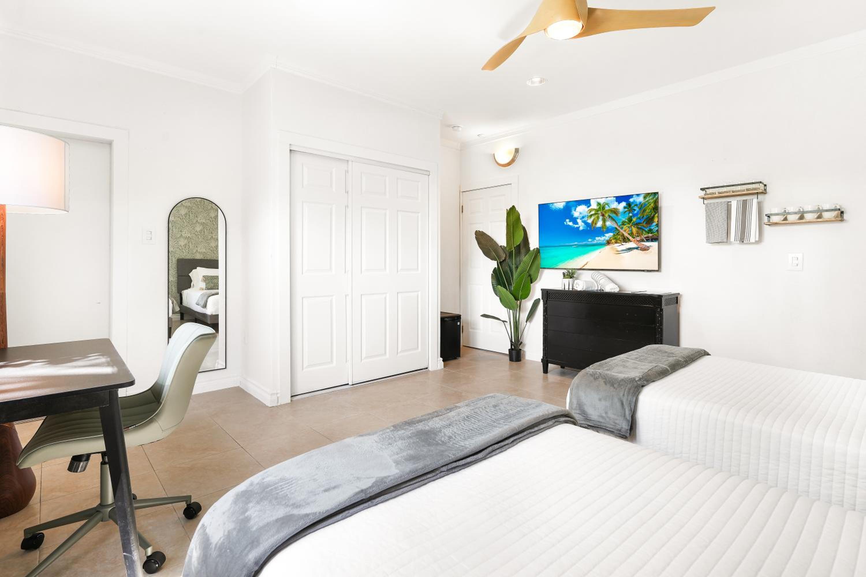 Standard Twin Room photo 3