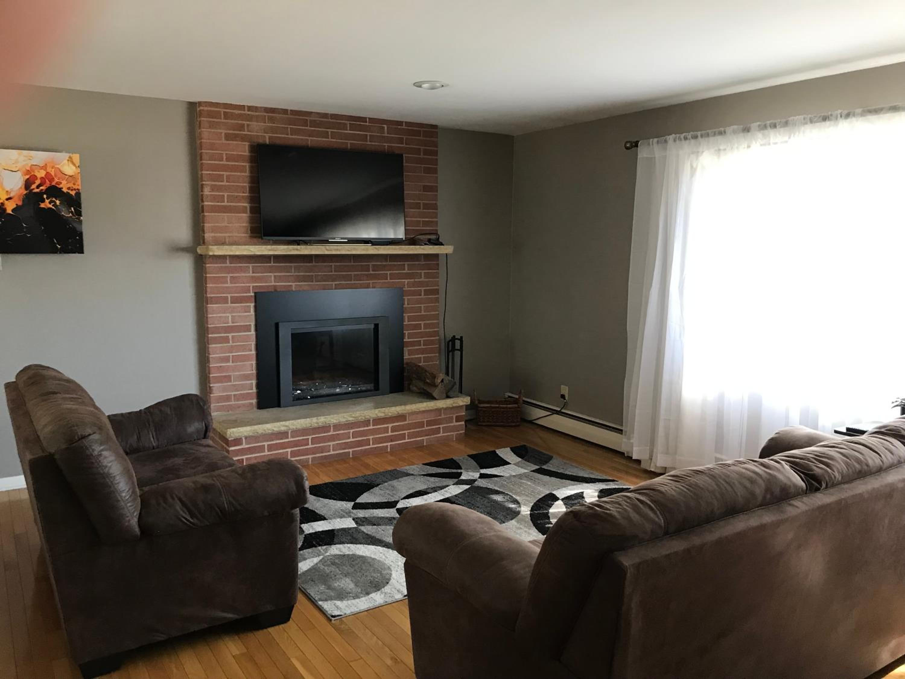 Three-Bedroom House photo 1