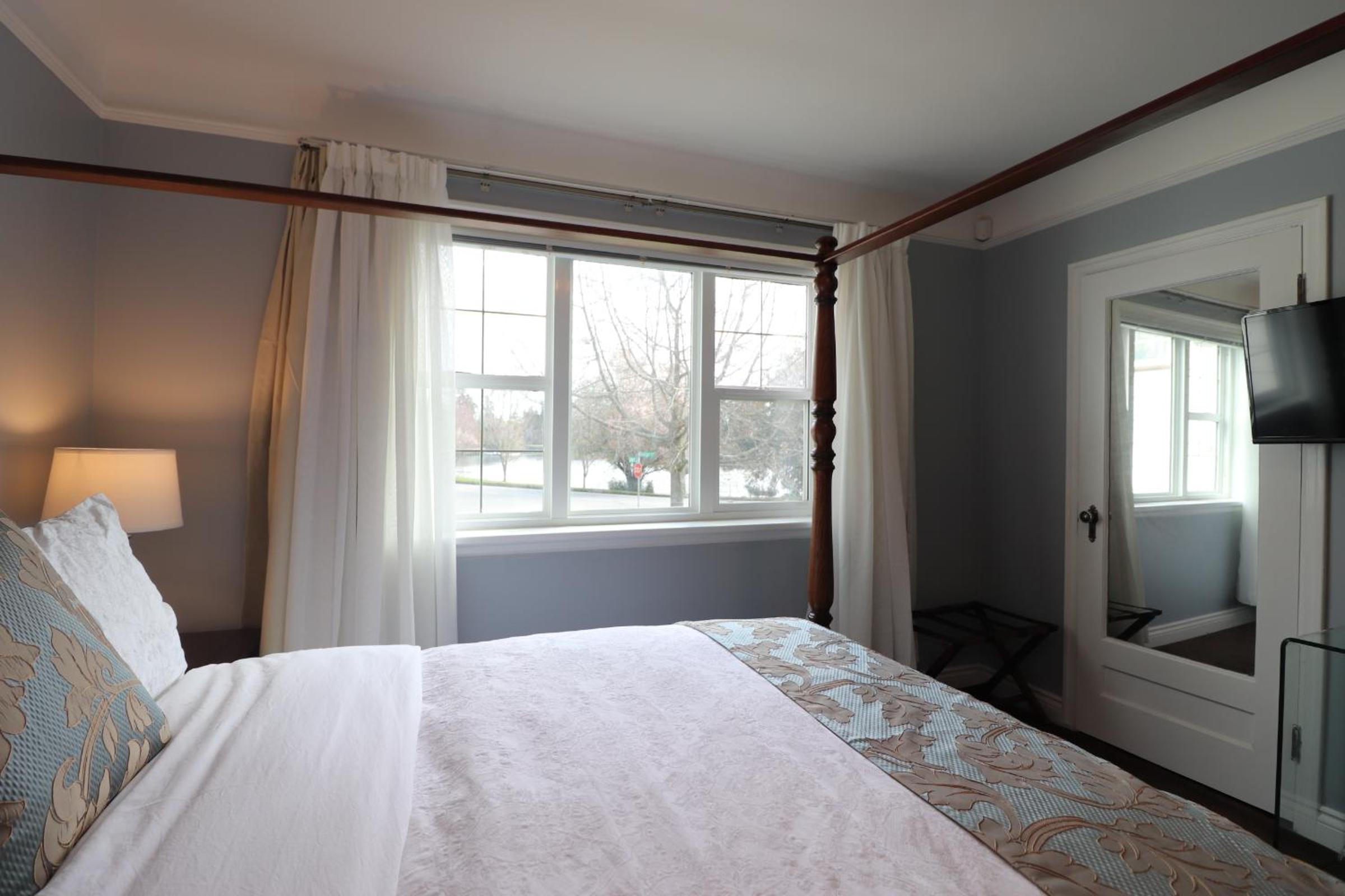 Queen Room With Sea View