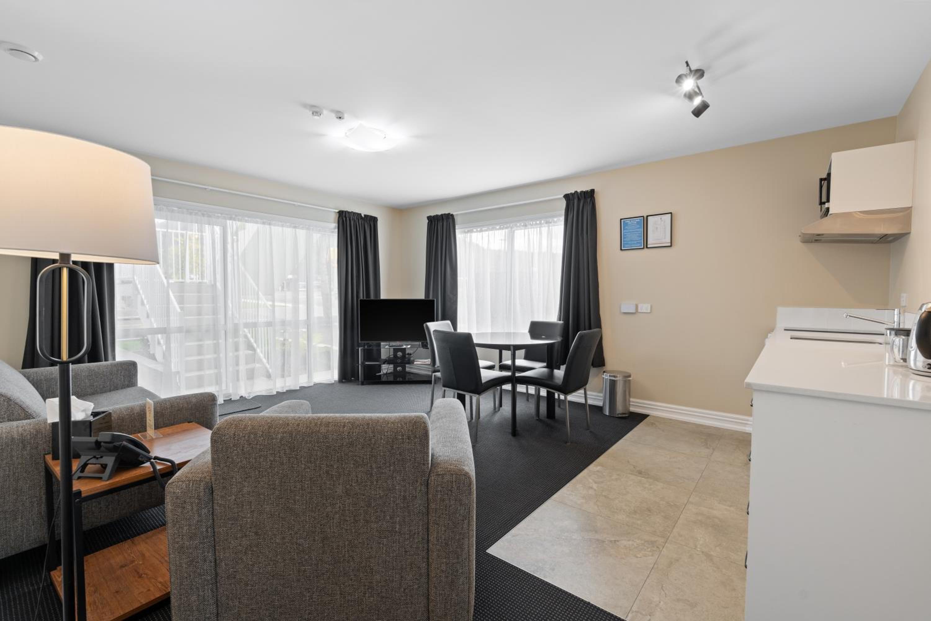 Family Suite - Photo 4