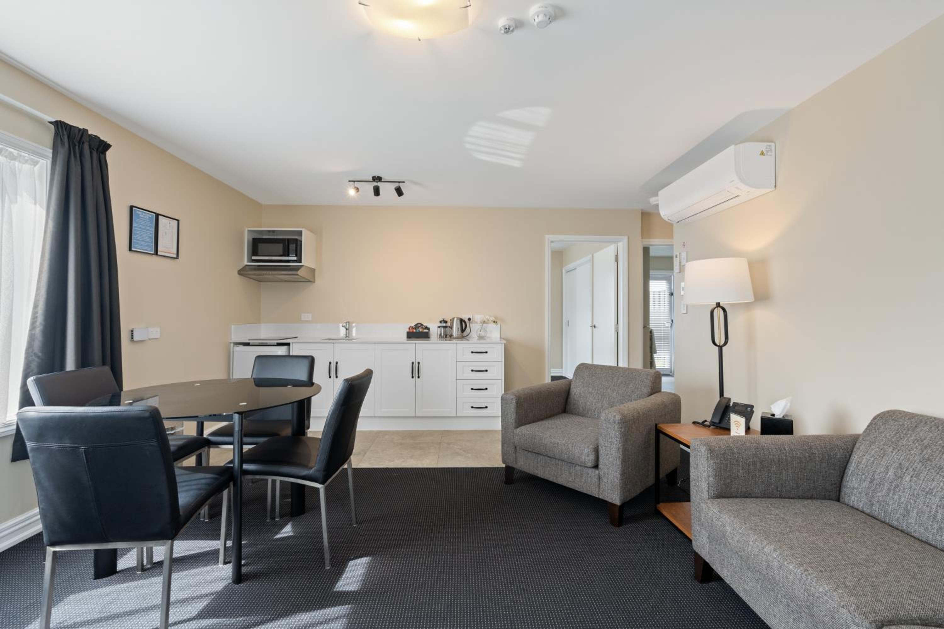 Family Suite - Photo 3
