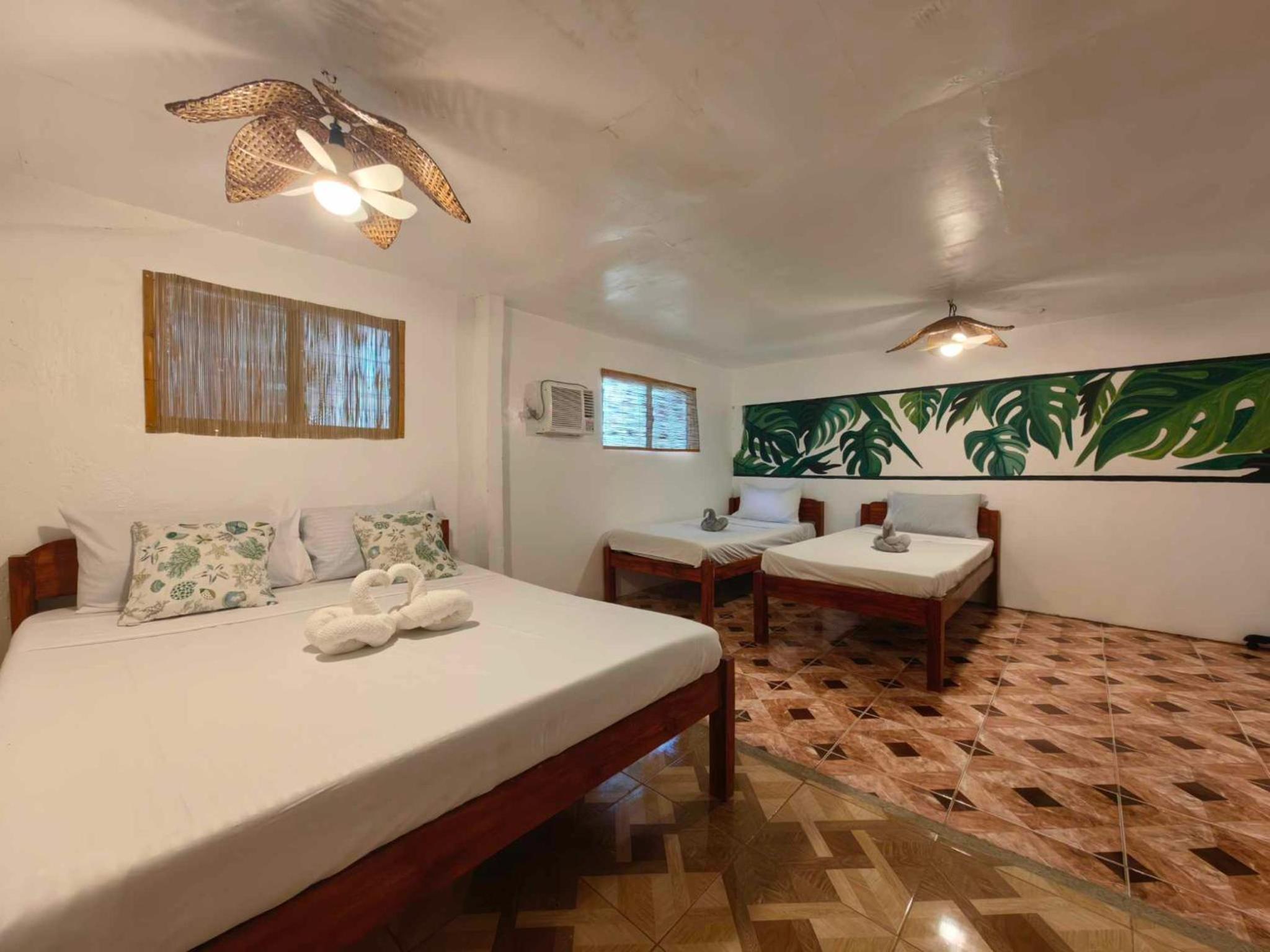 Family Room - Photo 3