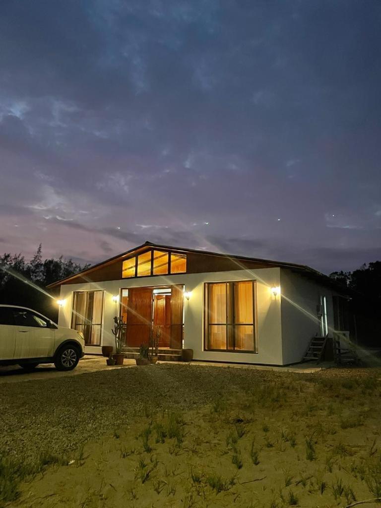One-Bedroom House photo 1